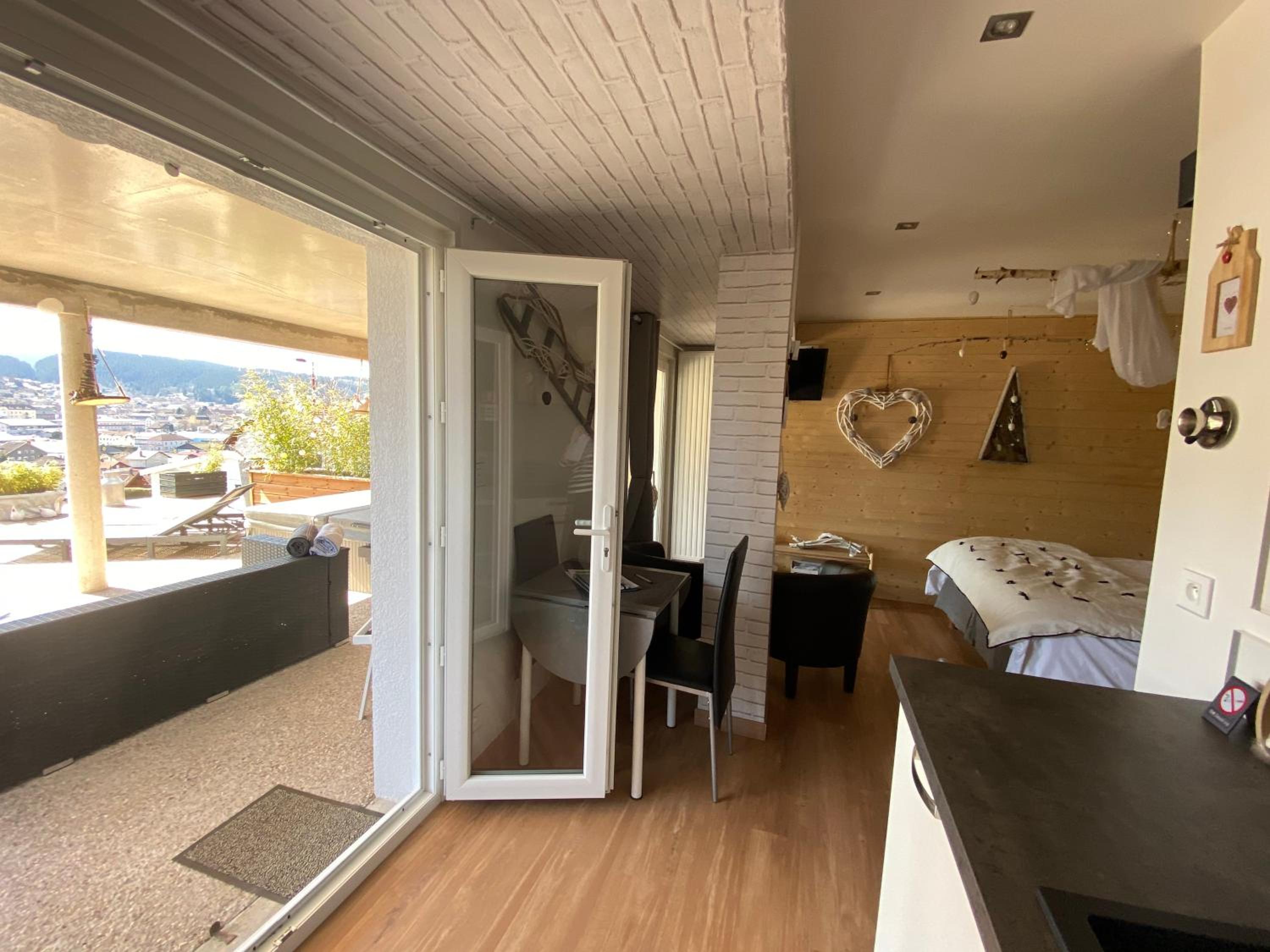 AU NID COSY D'ISA A GERARDMER VOSGES - Spas privatifs, photo 6