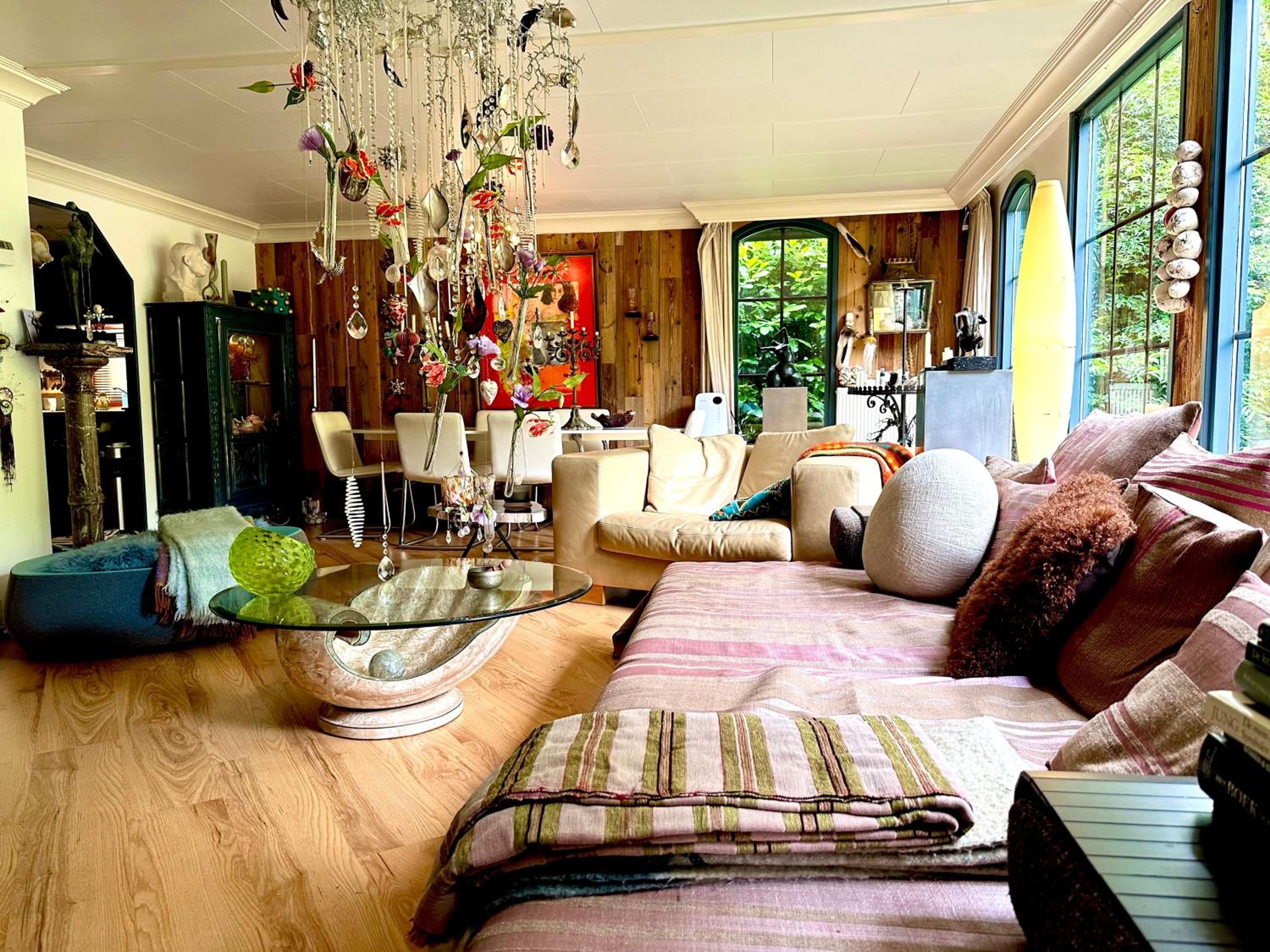 Blue Artist chalet Veluwe view 4