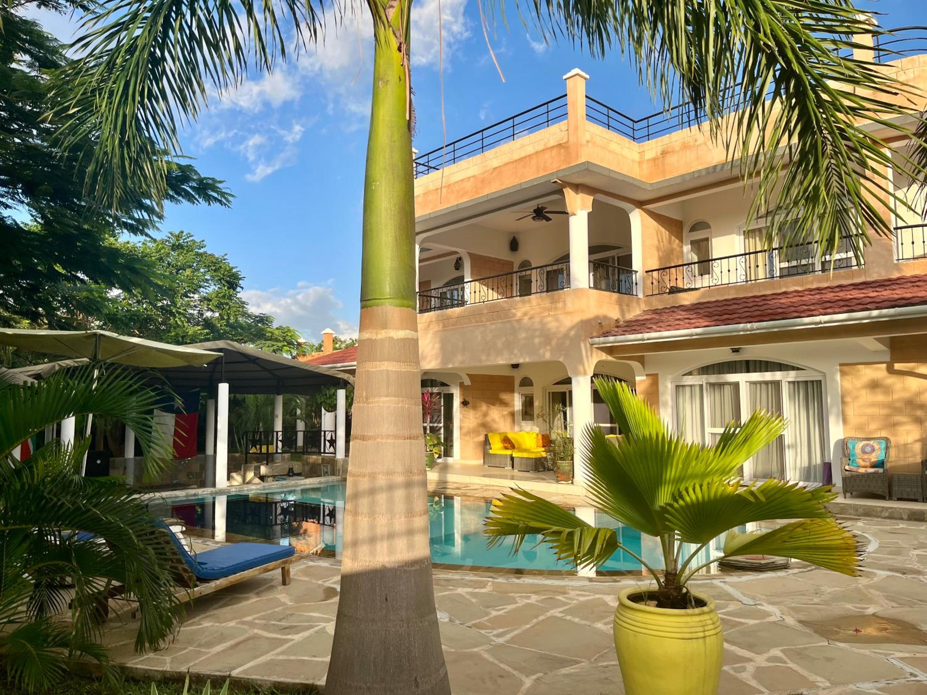 Barracuda House
