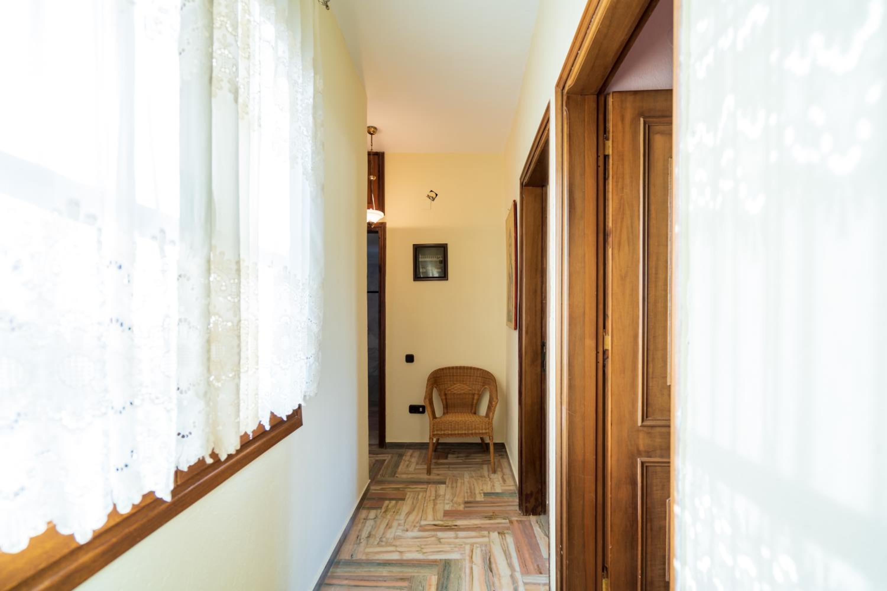 Villa Loksadra