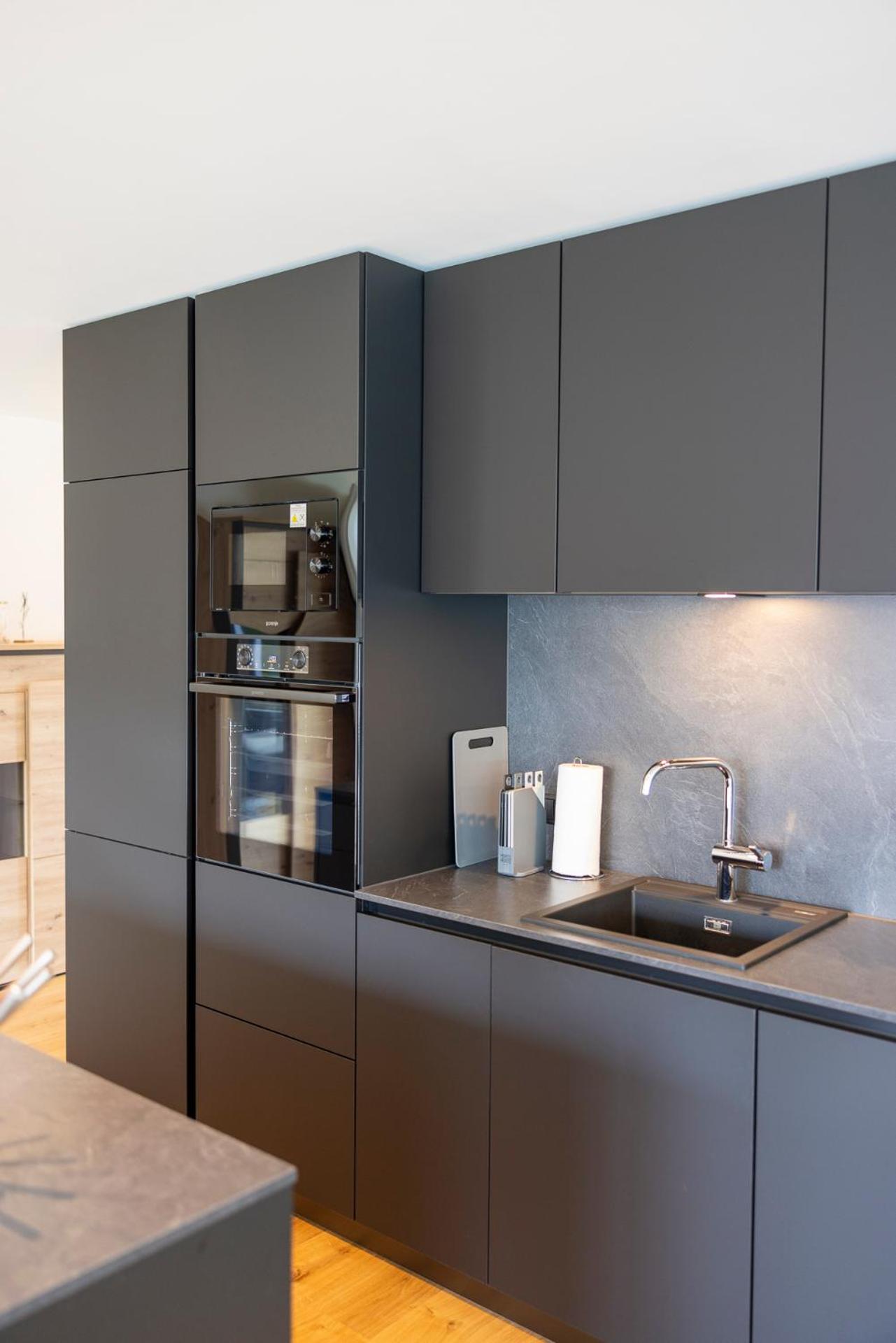 Bodensee Bergblick Suite by Stadtlandnest