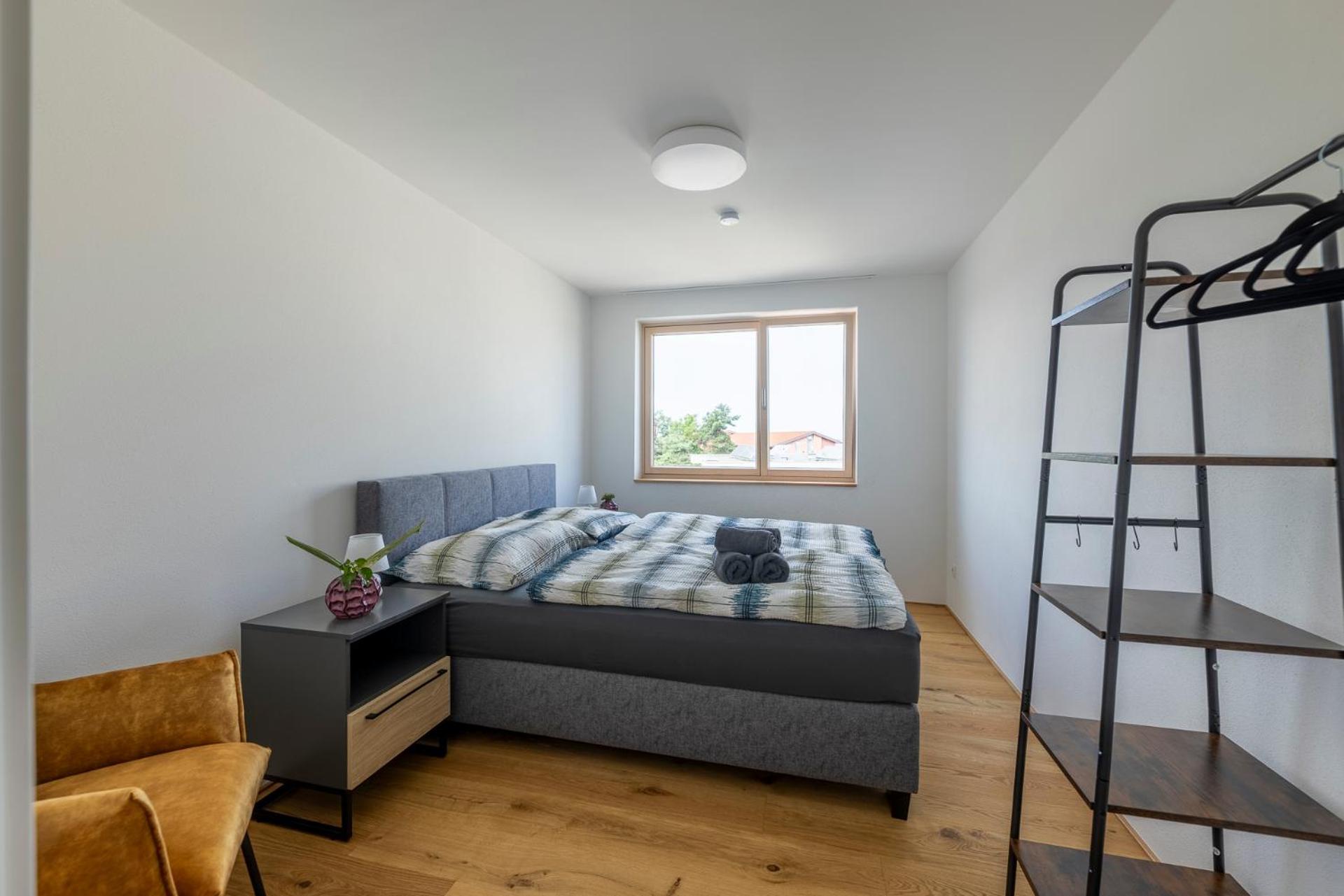 Bodensee Bergblick Suite by Stadtlandnest