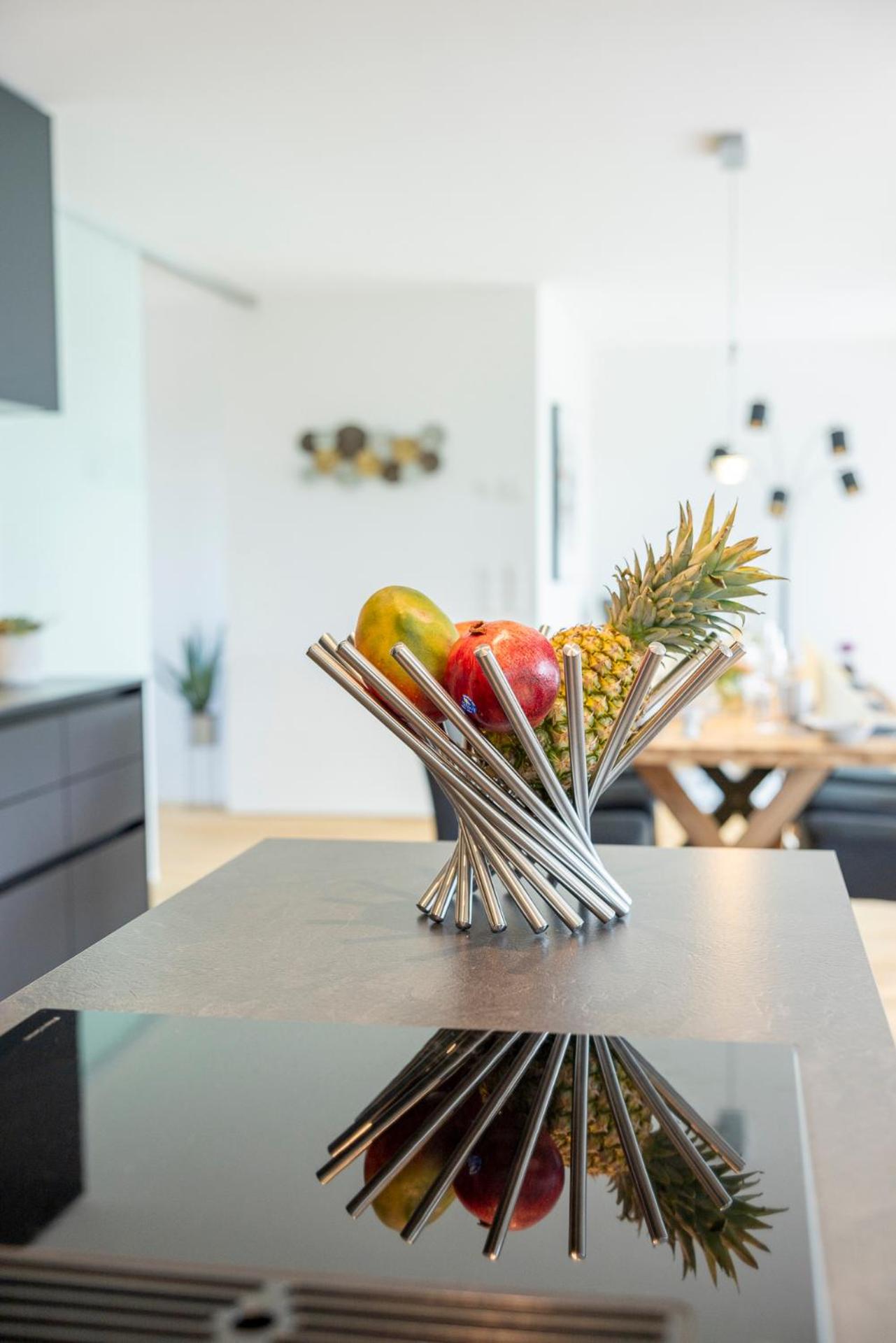 Bodensee Bergblick Suite by Stadtlandnest
