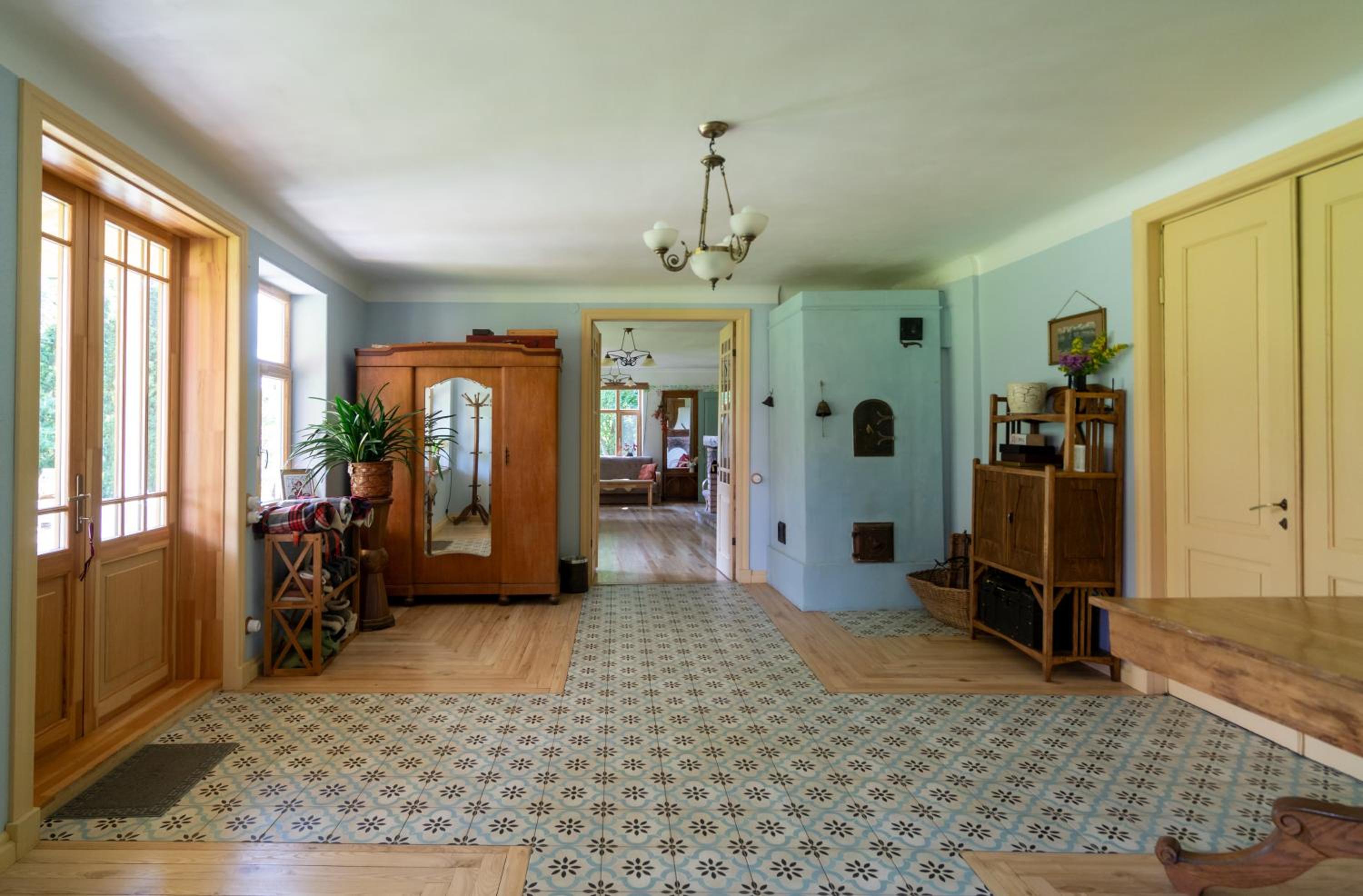 Photo 6
