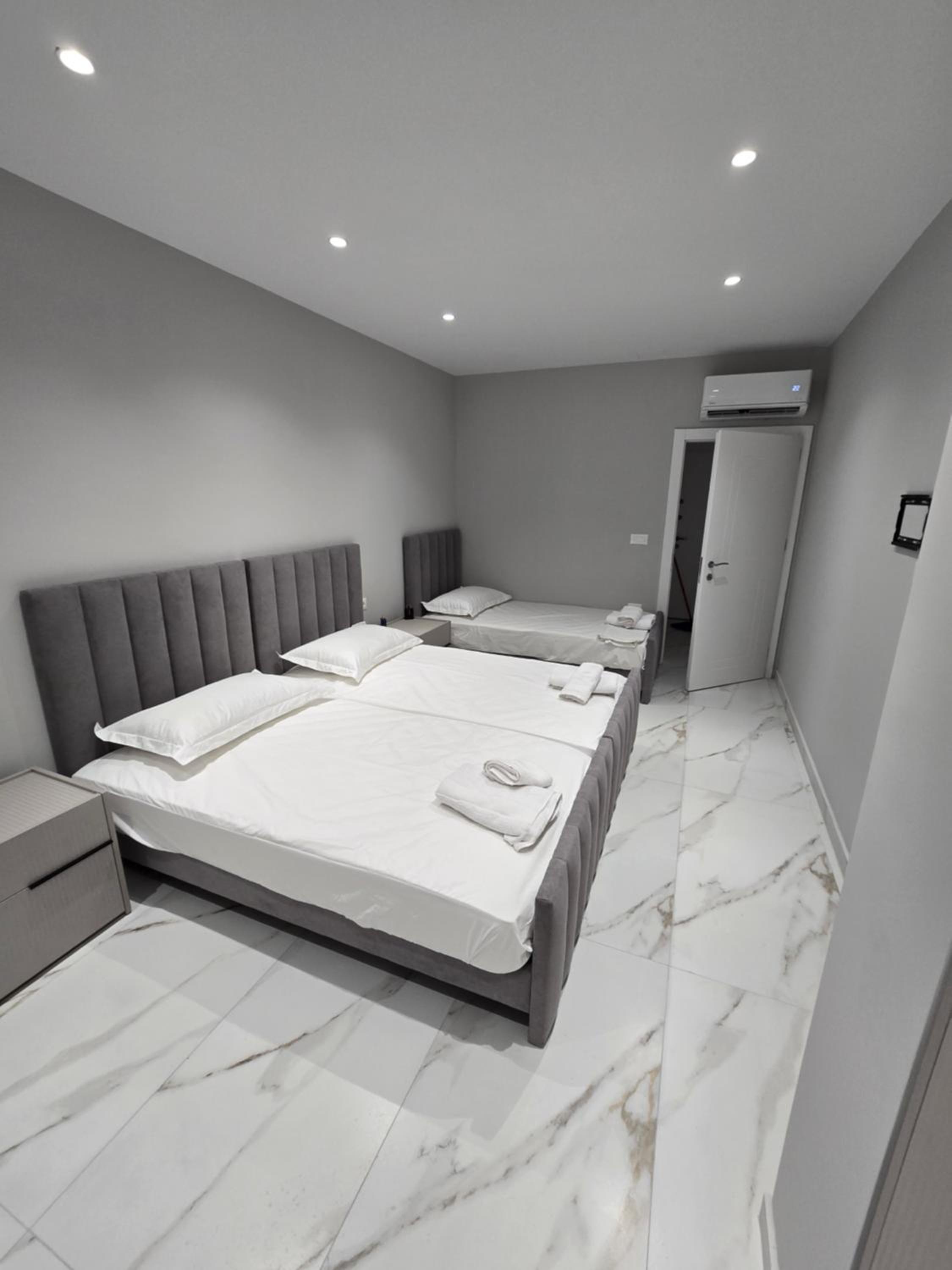 Prestige Beach Apartment