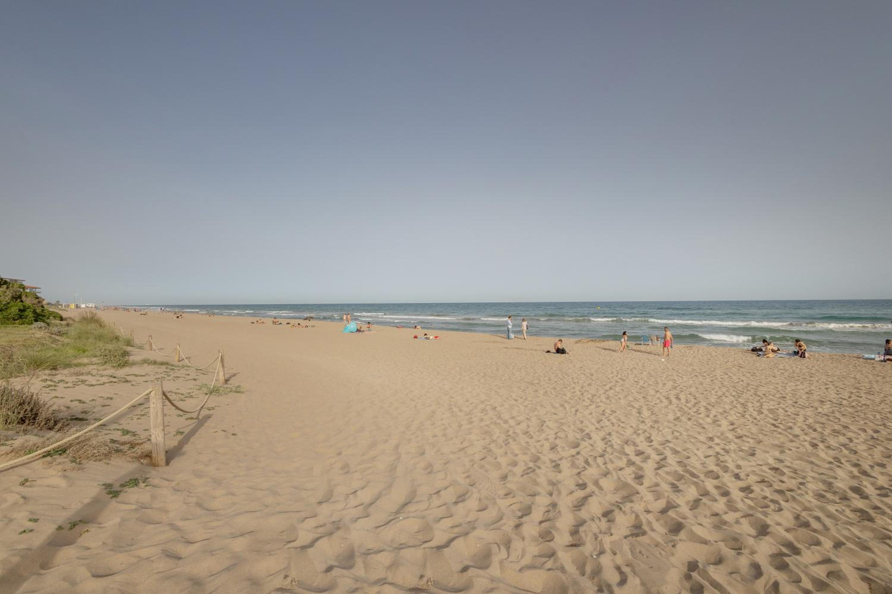 Bonito Apartamento En Gava Mar