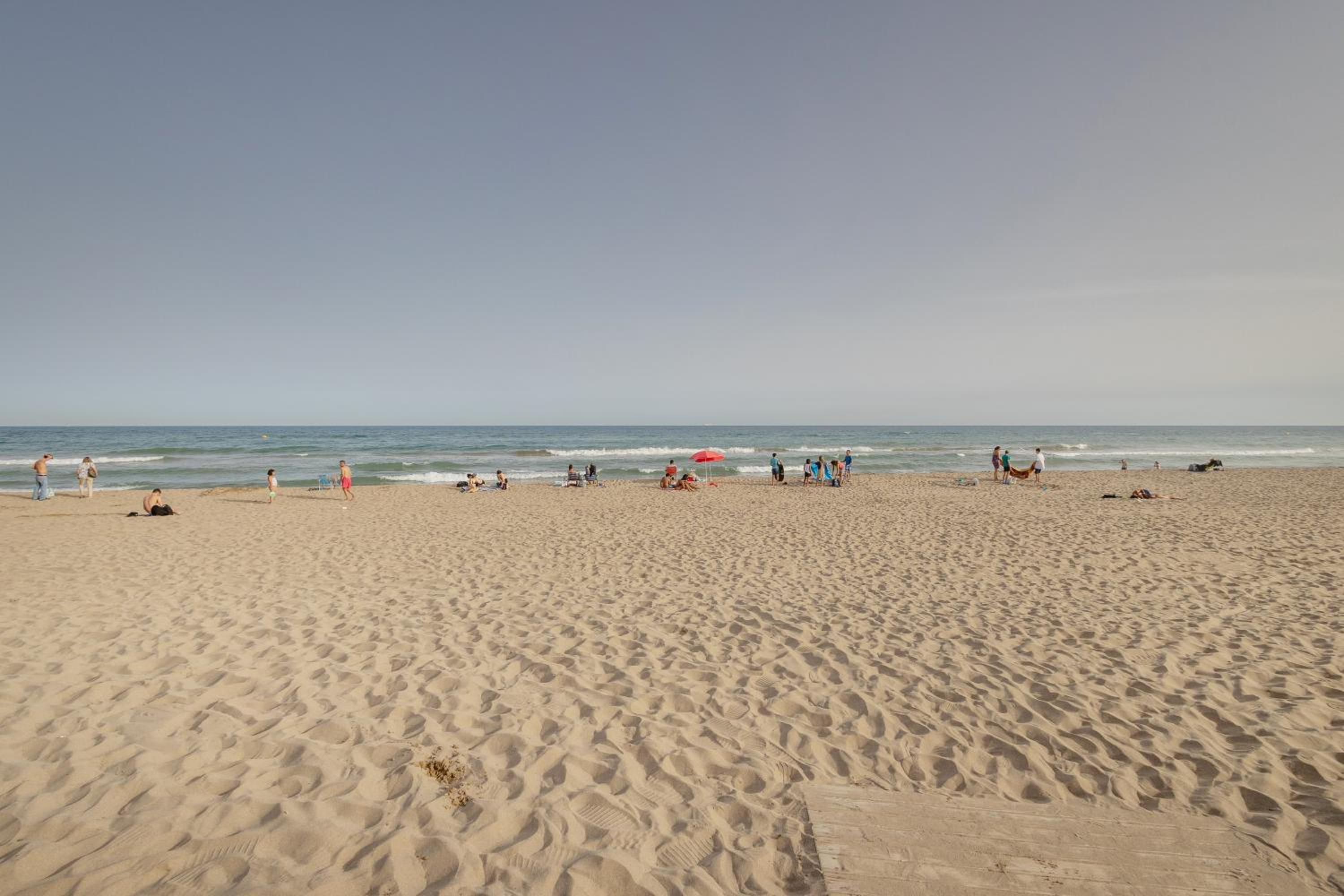 Bonito Apartamento En Gava Mar