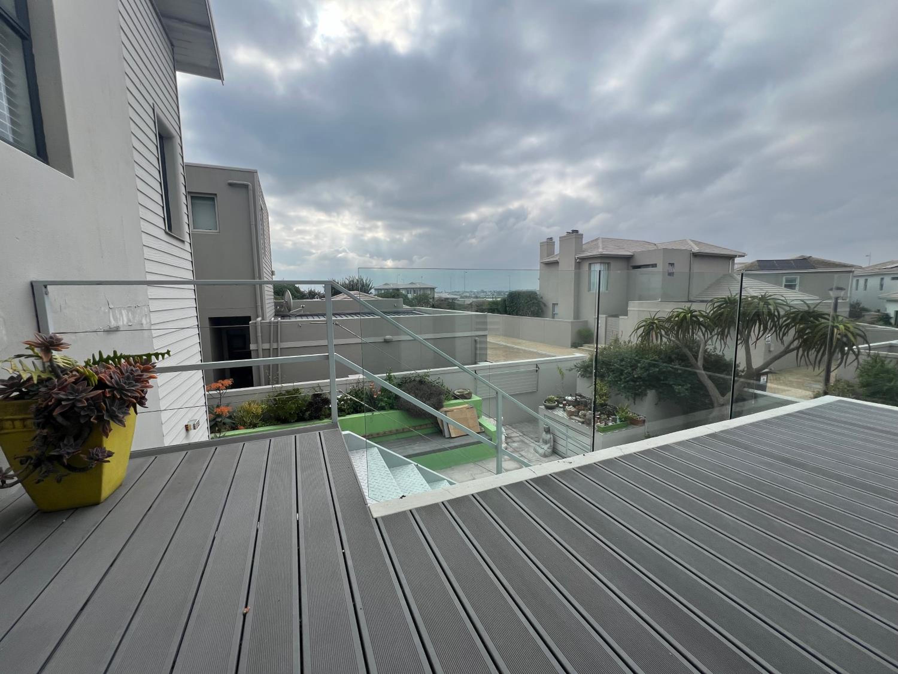 Sunset Starfish Apartment view 4