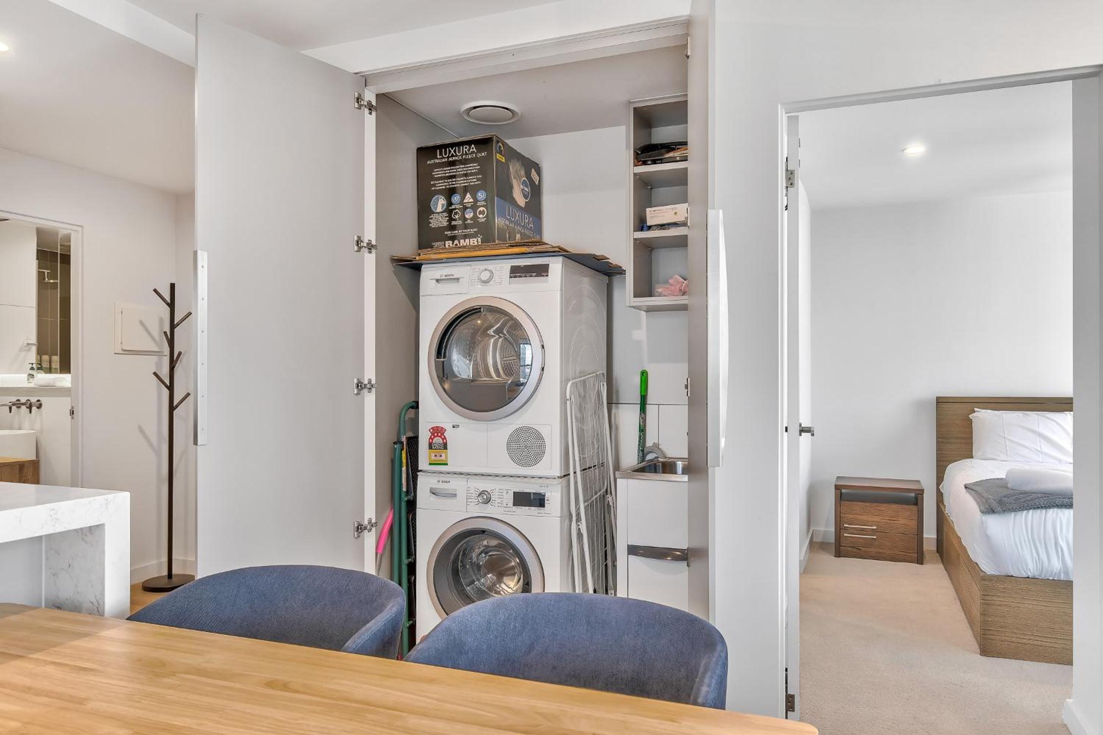 3BR 2BA Chic Apt with Parking NOT ACTIVE