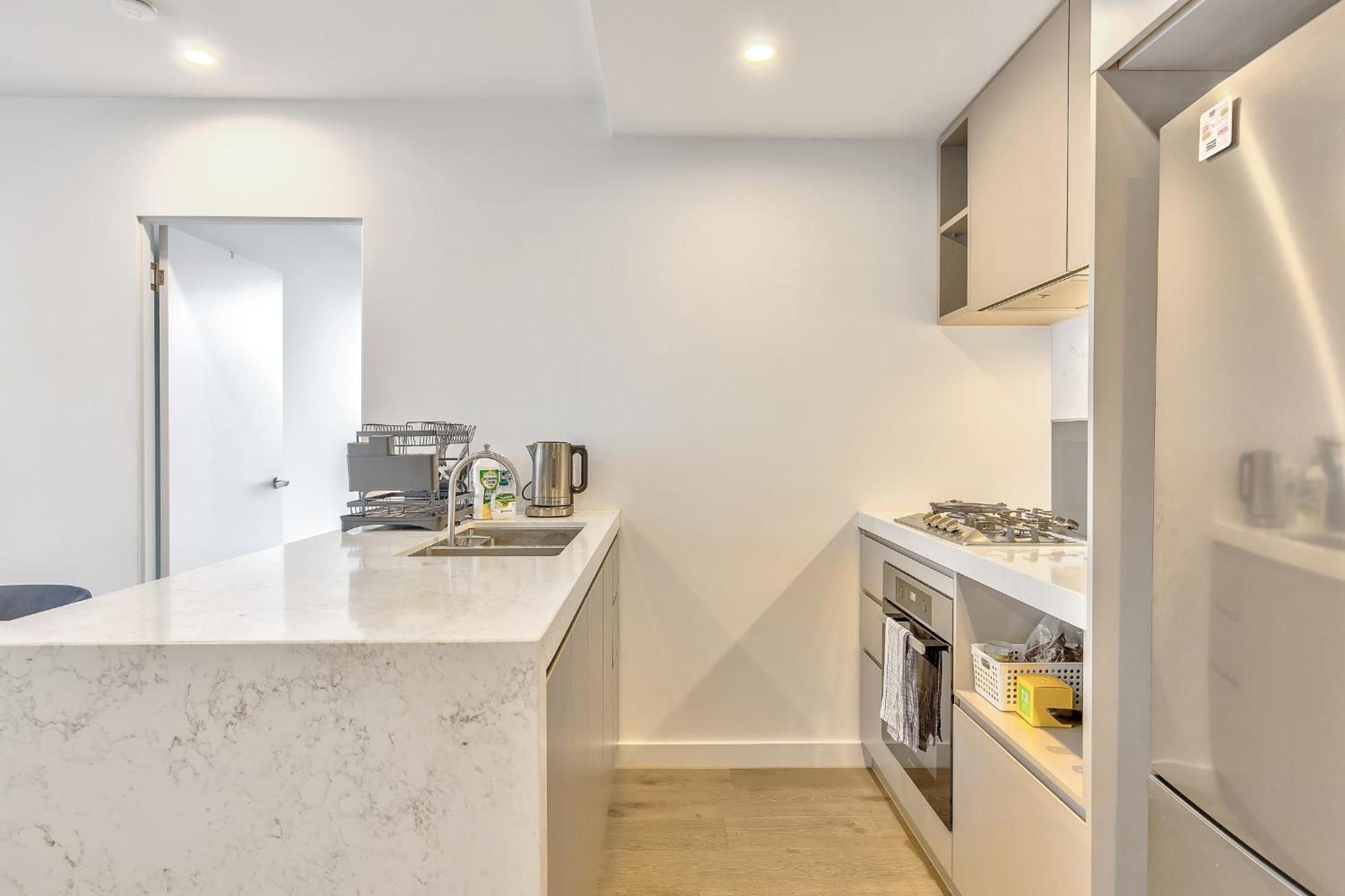 3BR 2BA Chic Apt with Parking NOT ACTIVE