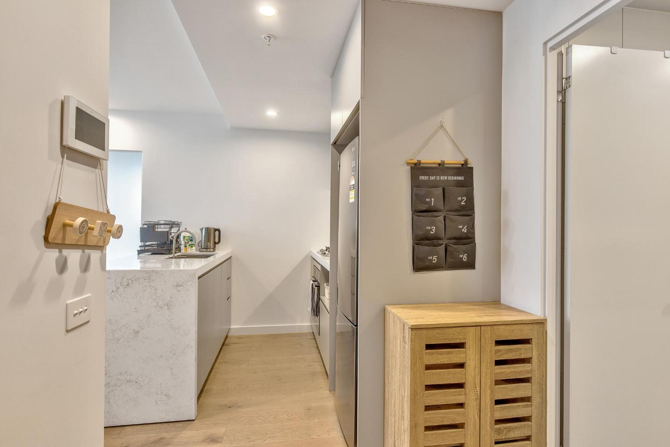 3BR 2BA Chic Apt with Parking NOT ACTIVE