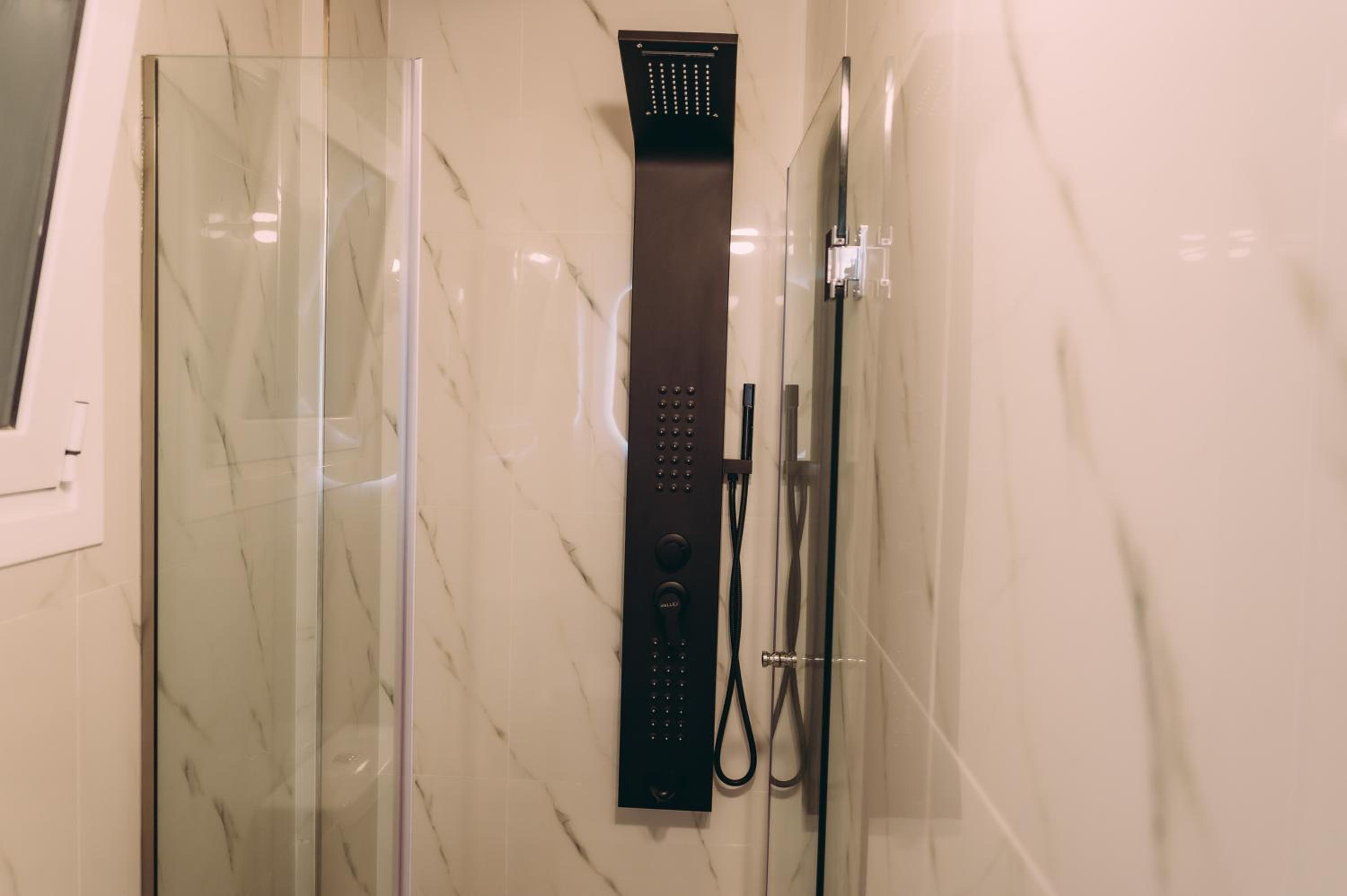 Sirens Luxury Apartments Palouki