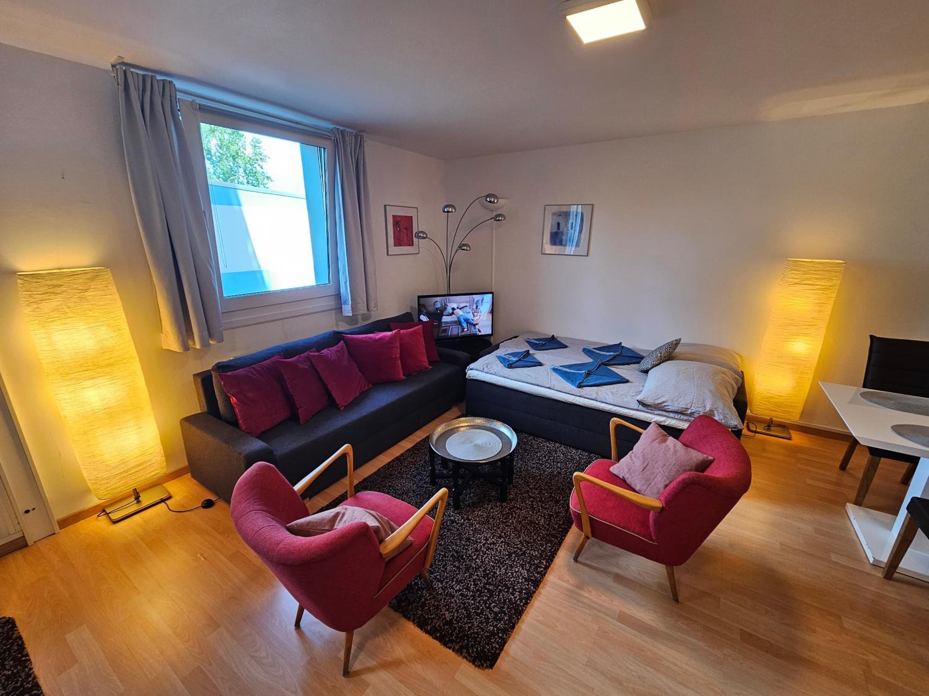 Yuki's Place - UN-VIC, Danube Beach and Subway near to Downtown Vienna