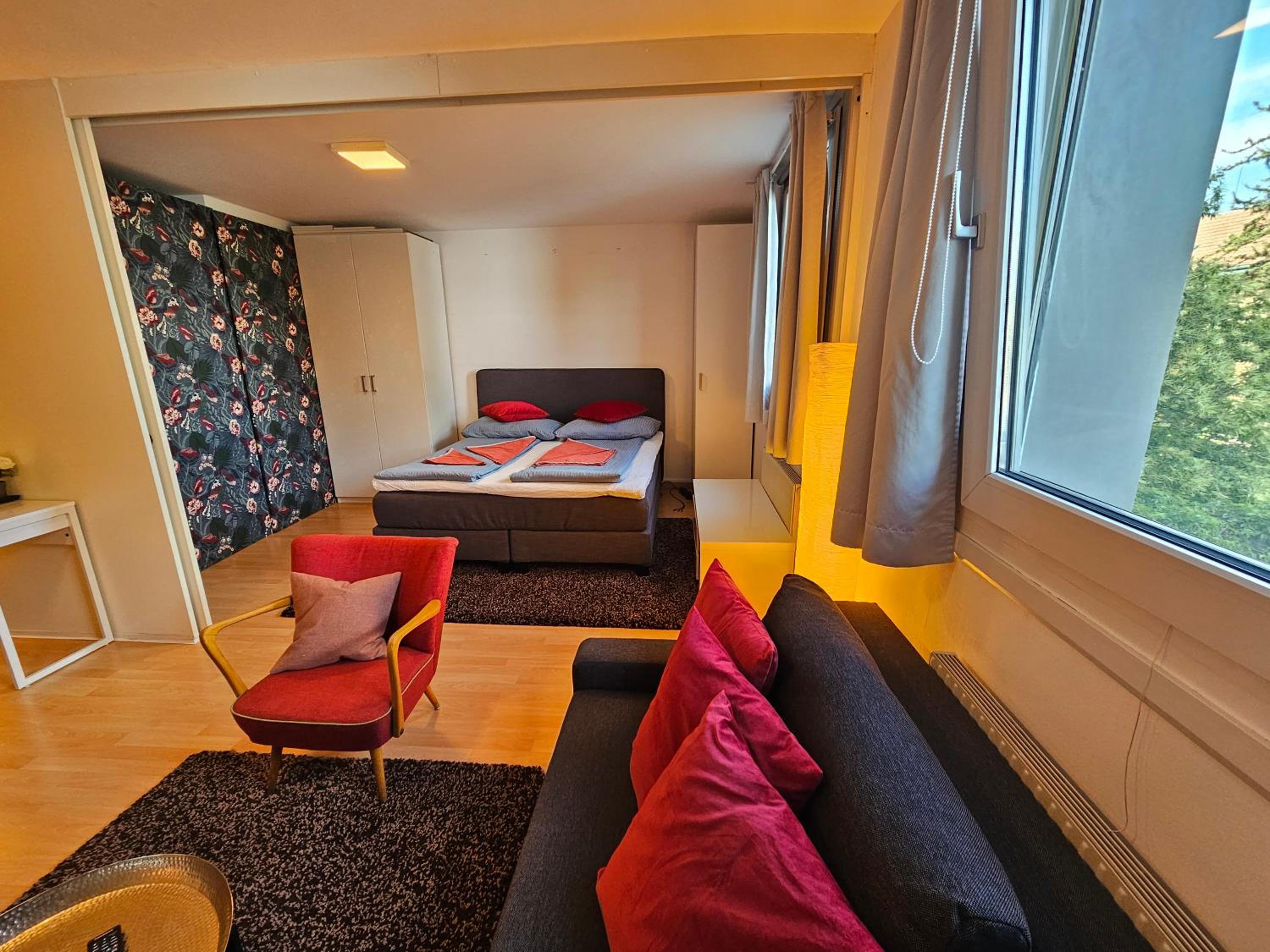 Yuki's Place - UN-VIC, Danube Beach and Subway near to Downtown Vienna