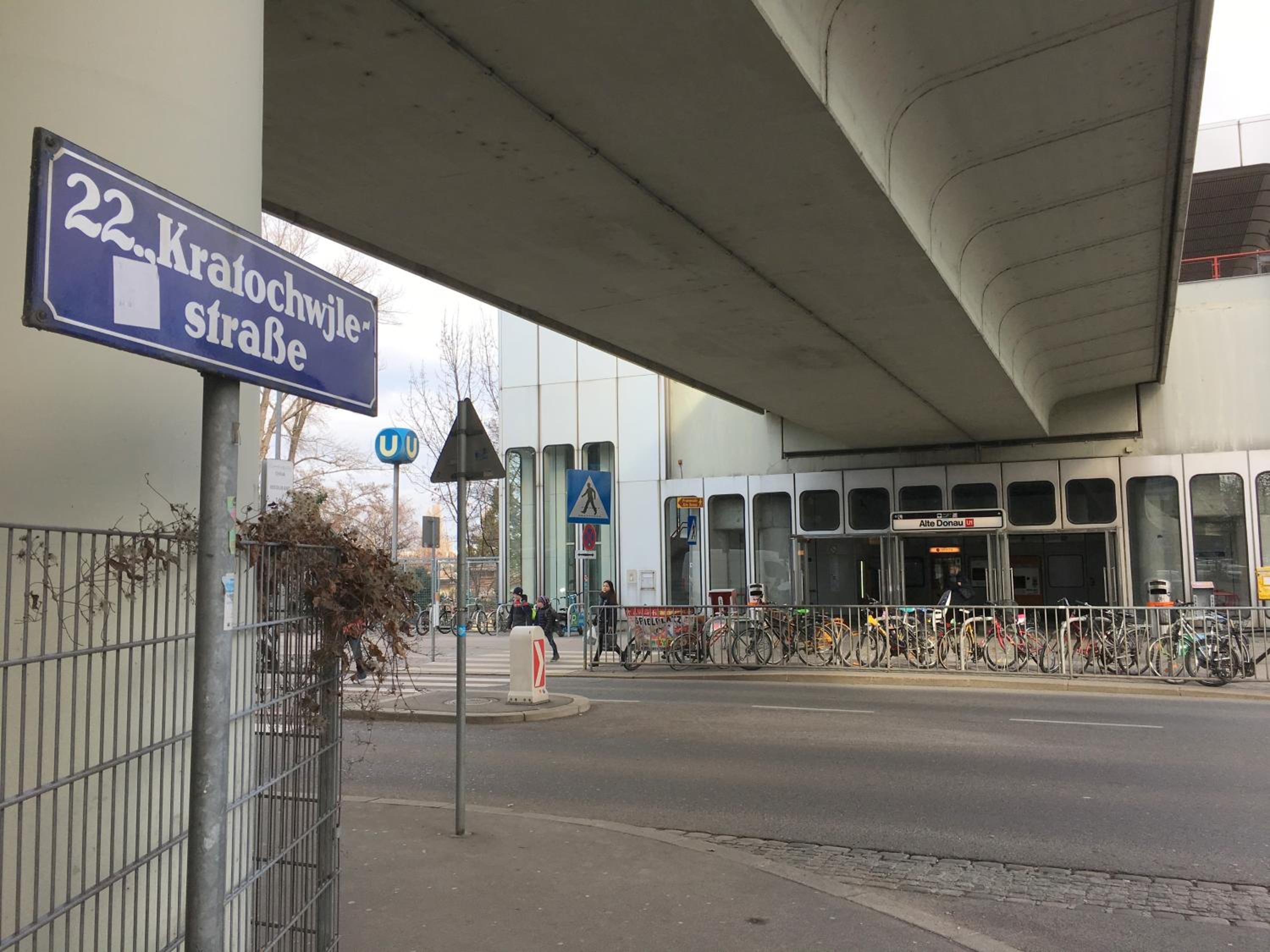 Yuki's Place - UN-VIC, Danube Beach and Subway near to Downtown Vienna