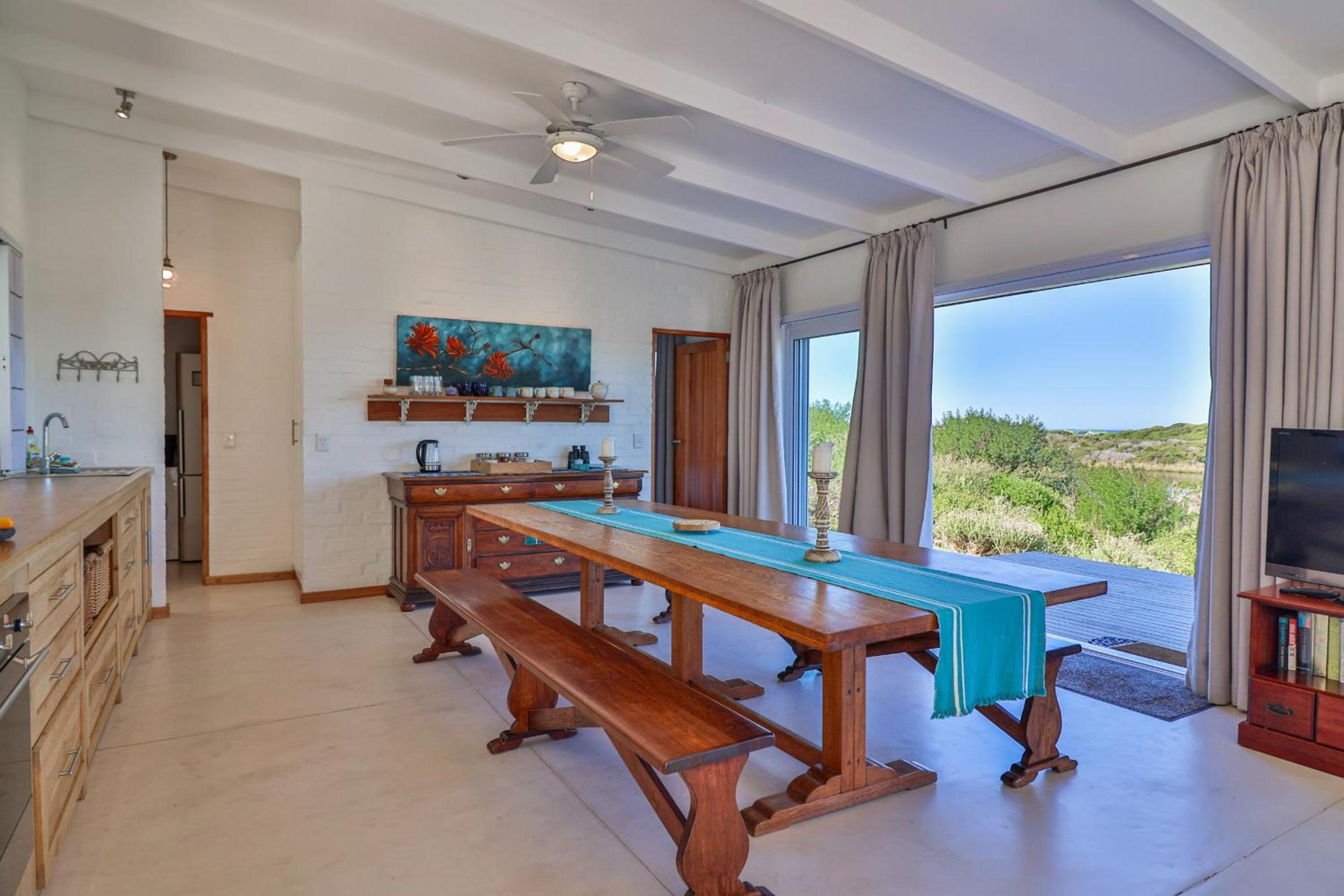 Photo 33