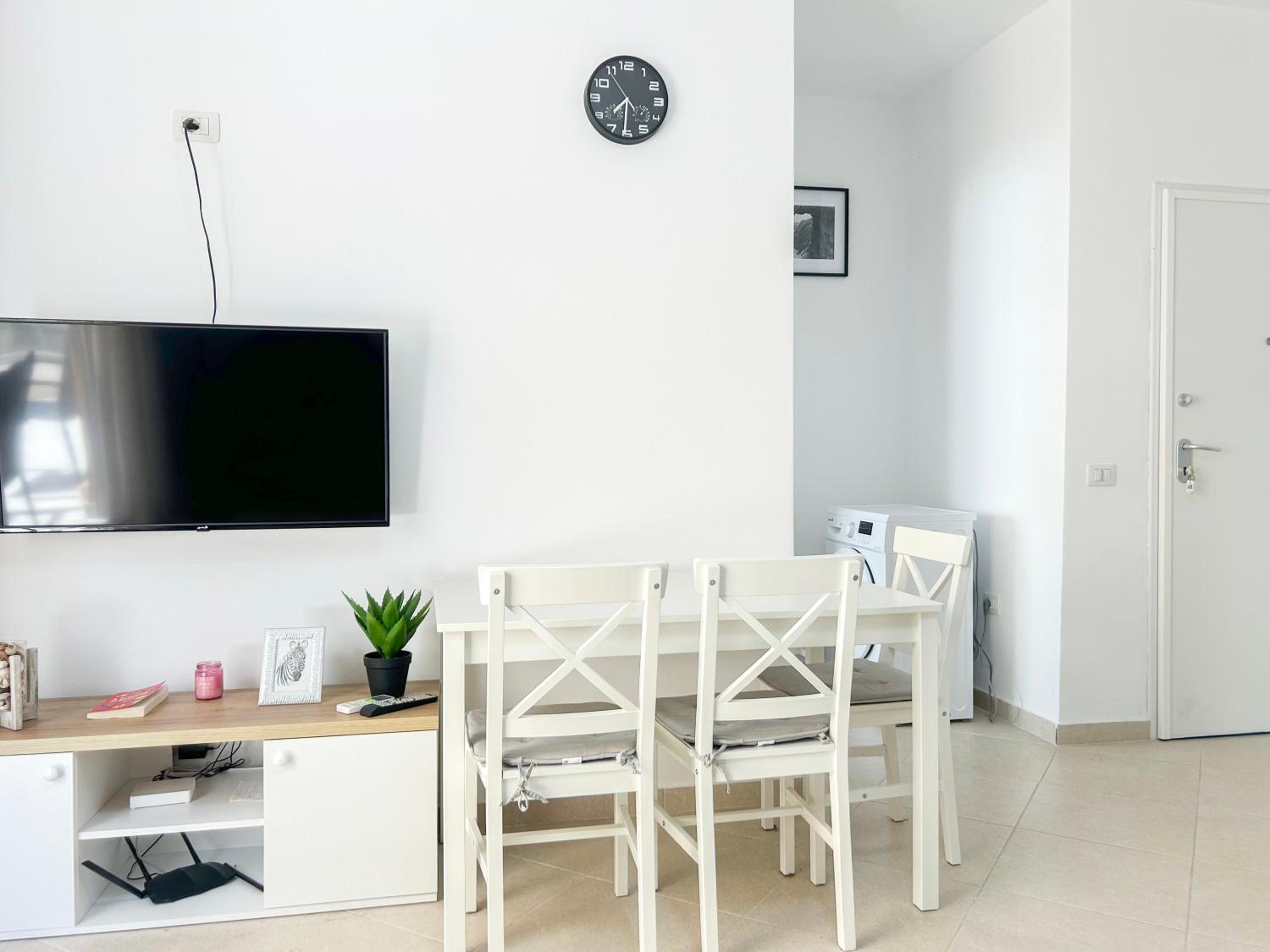Terrace Suite 584