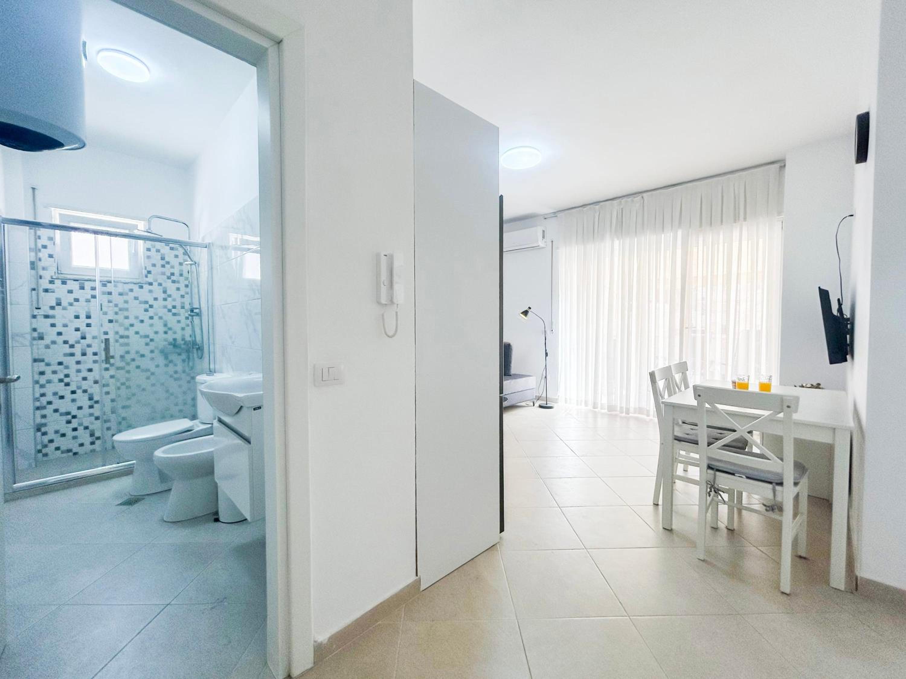 Terrace Suite 584