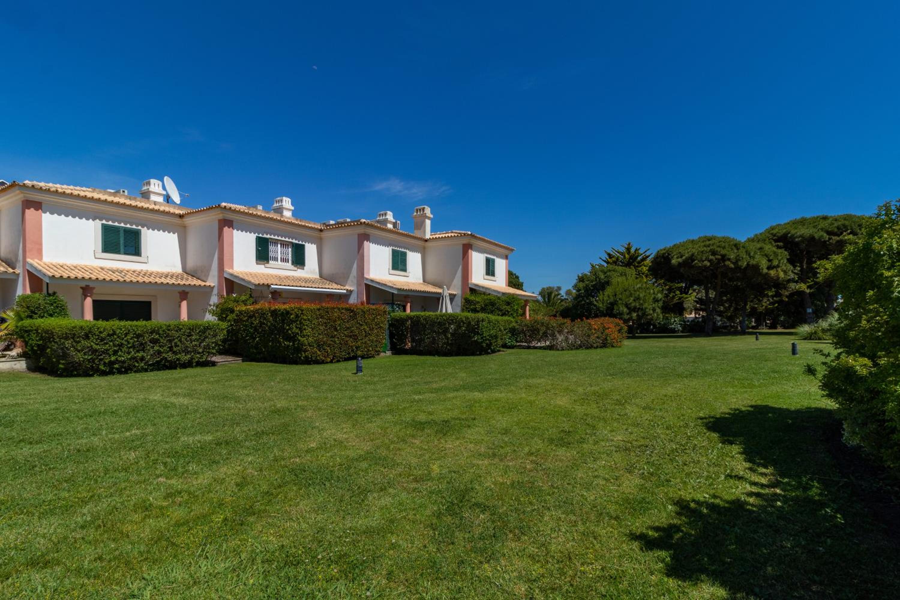 Cascais, Vila Bicuda view 4
