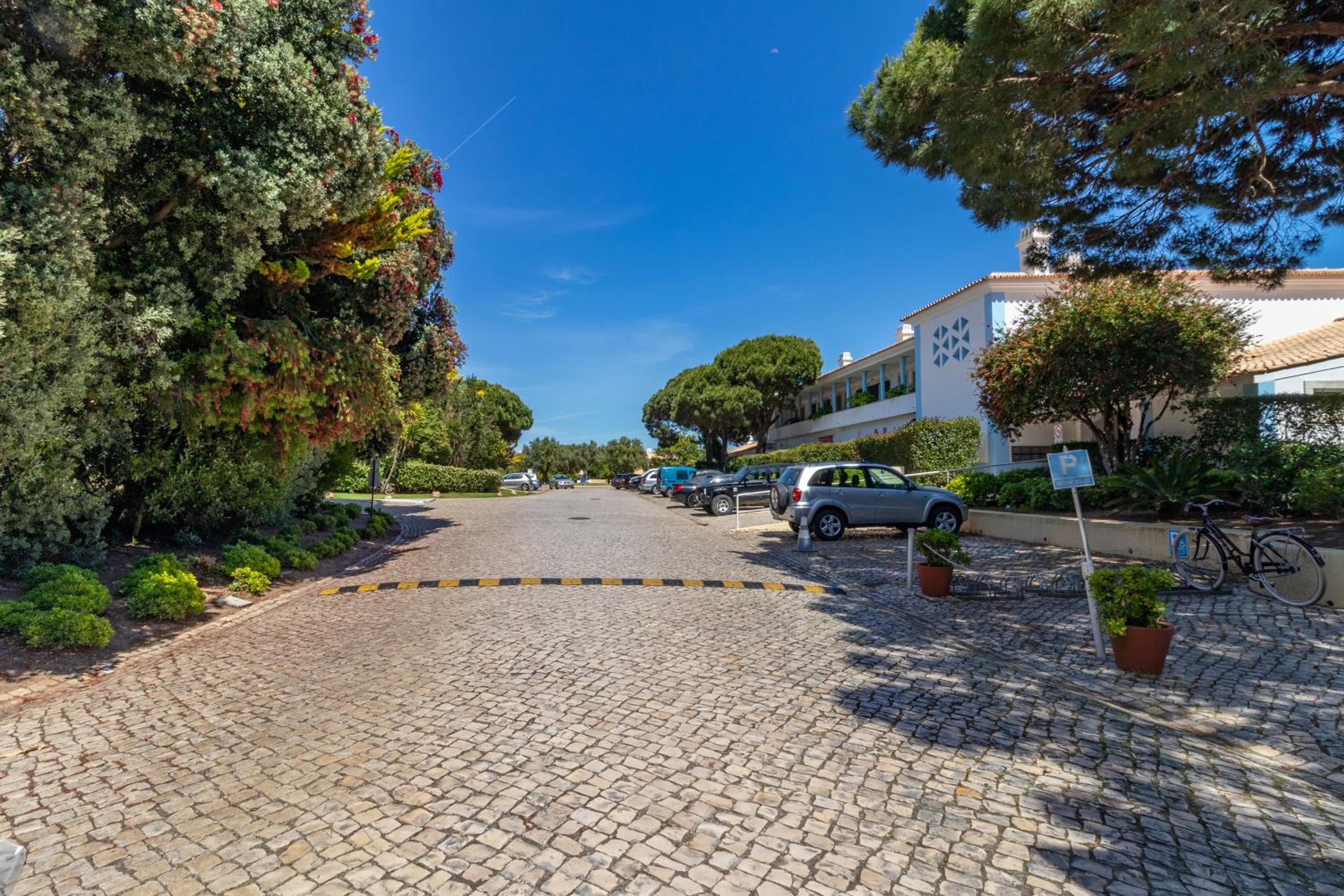 Cascais, Vila Bicuda view 5