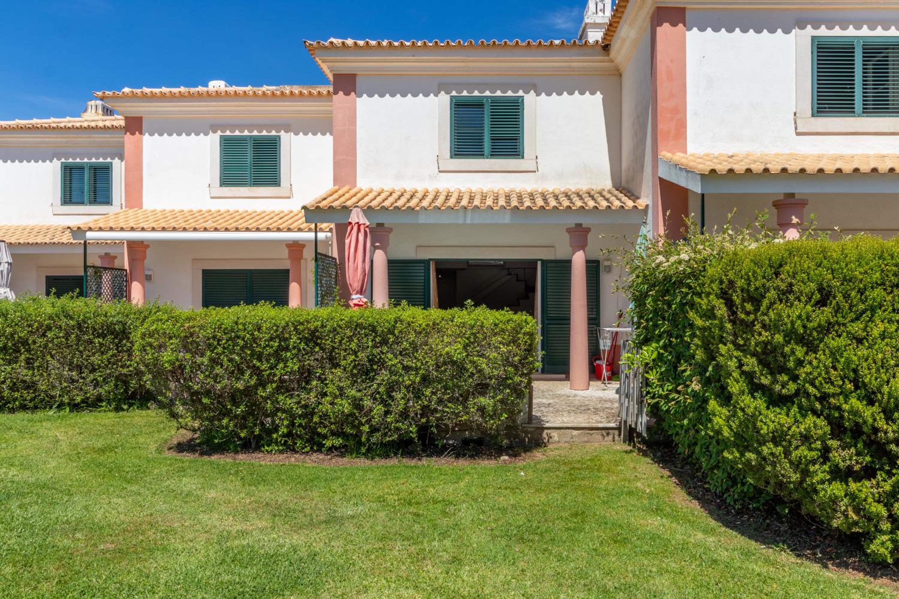 Cascais, Vila Bicuda view 3