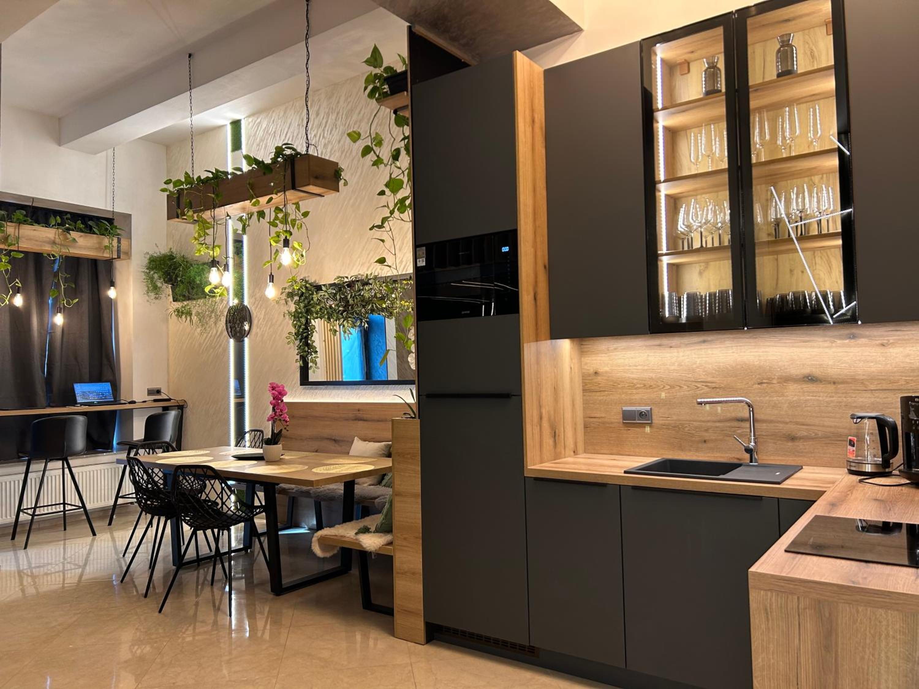 LEO Apartment FREE PARKING - President Palace