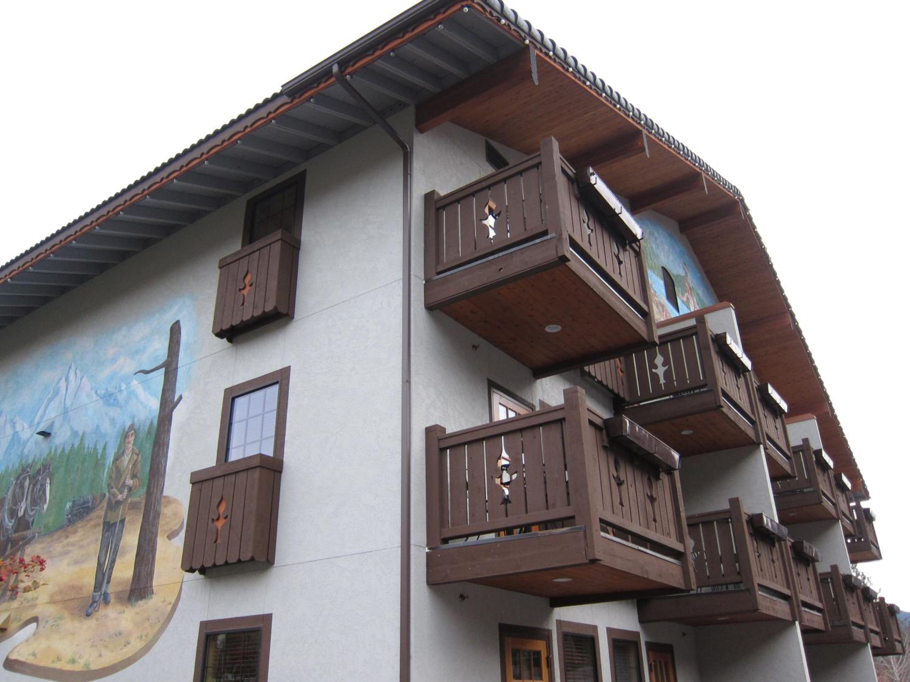 Icicle Village Resort