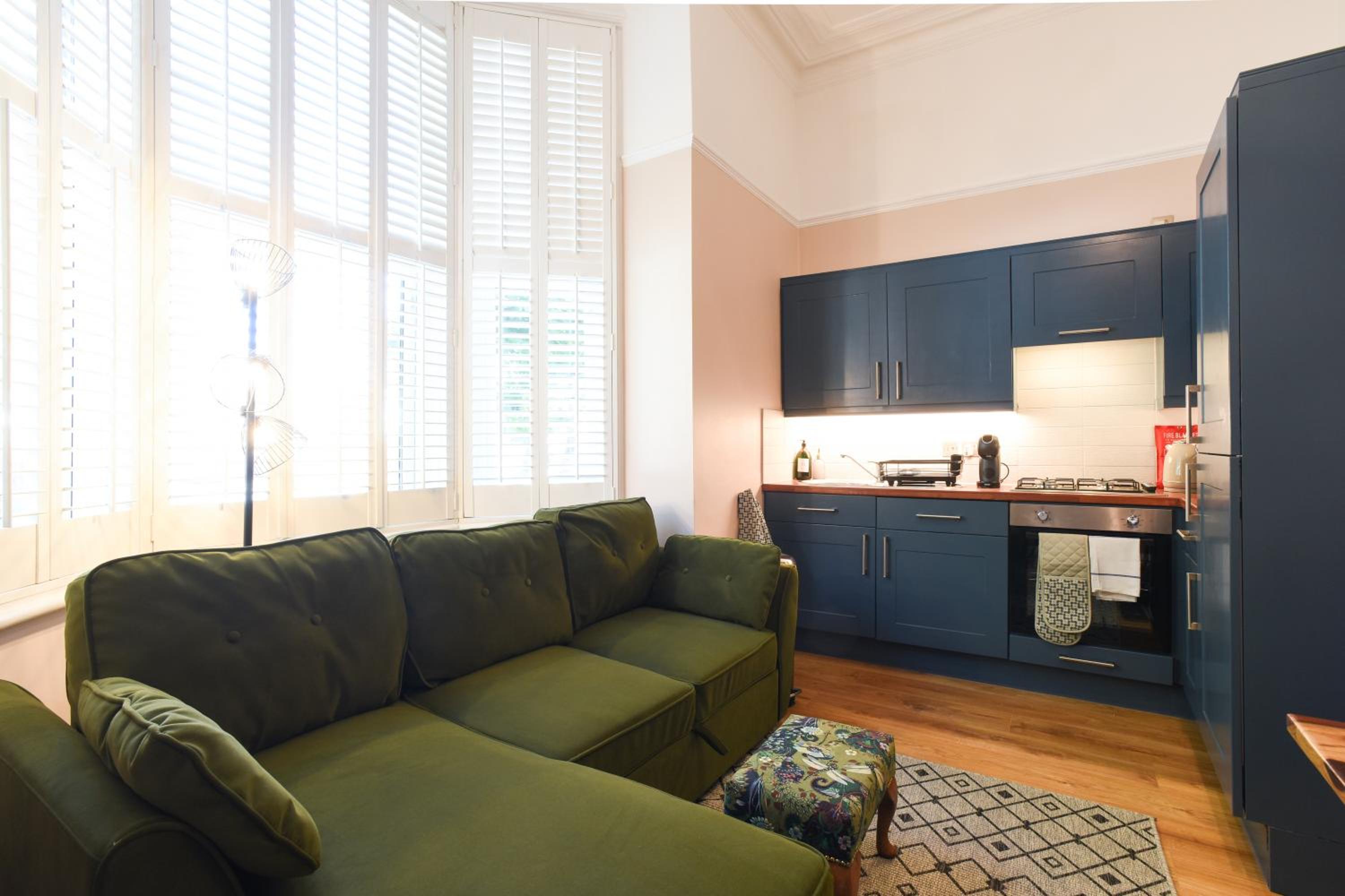 Air Maison - Parkview Oasis - Short Walk to Seafront view 2