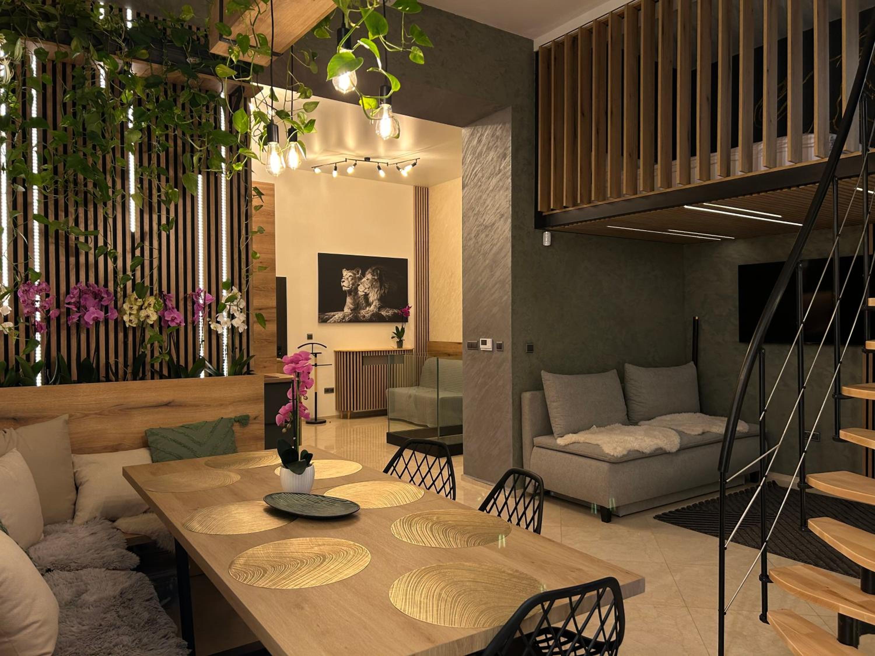 LEO Apartment FREE PARKING - President Palace
