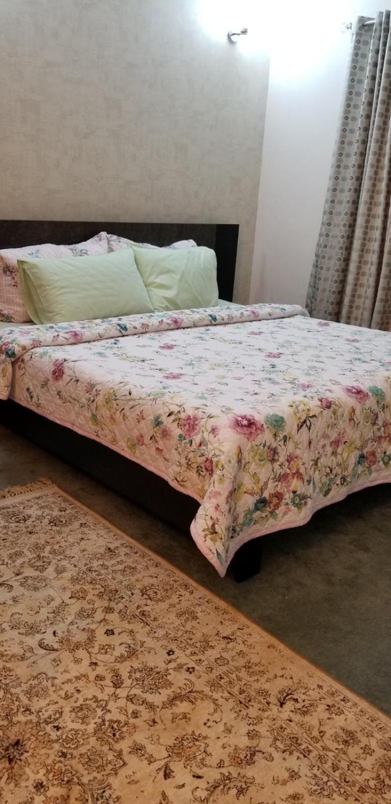 Modren vill bahriatown karachi