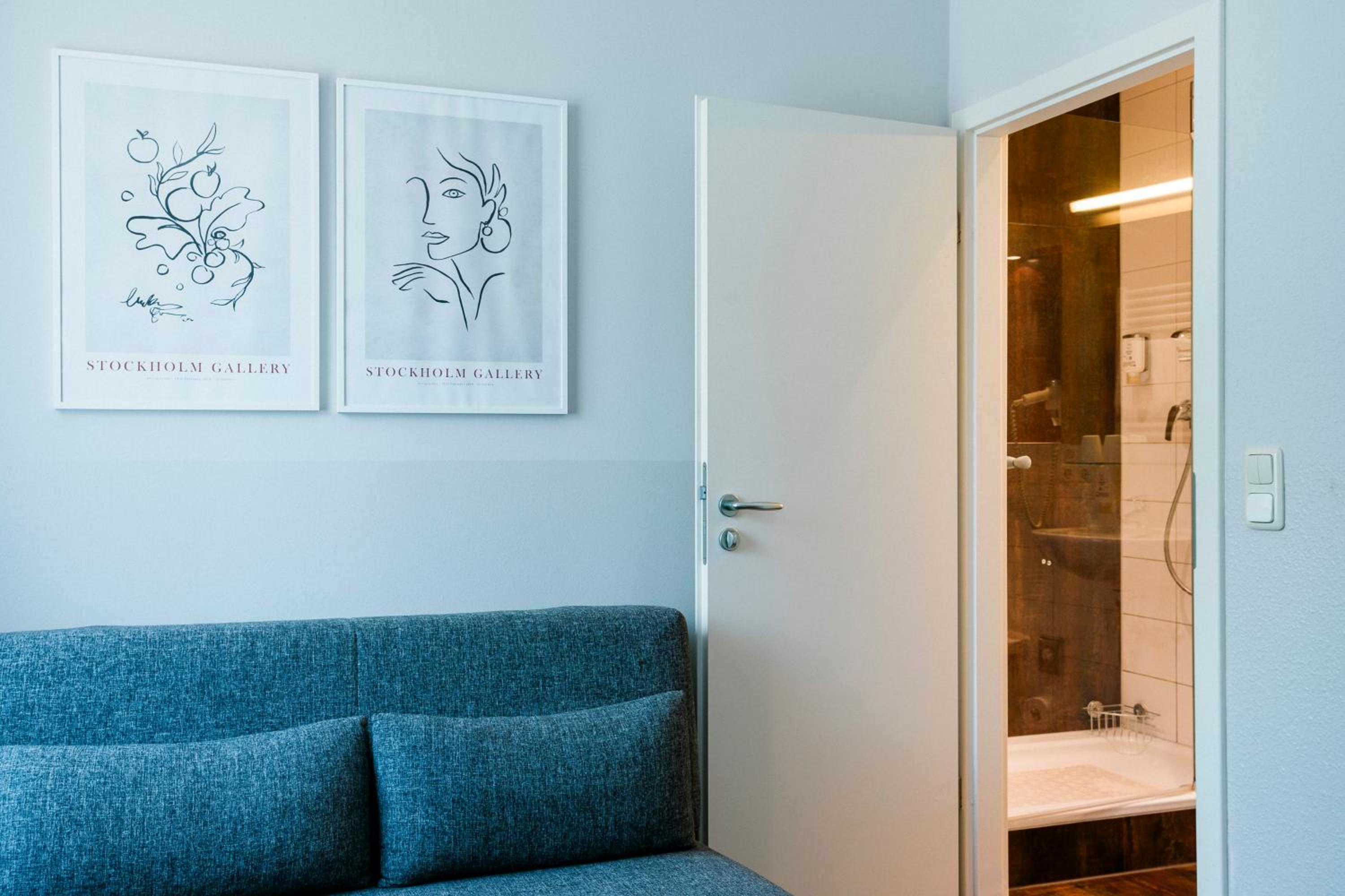Munich Vacations - Hotel Villa Solln - Property Image 12