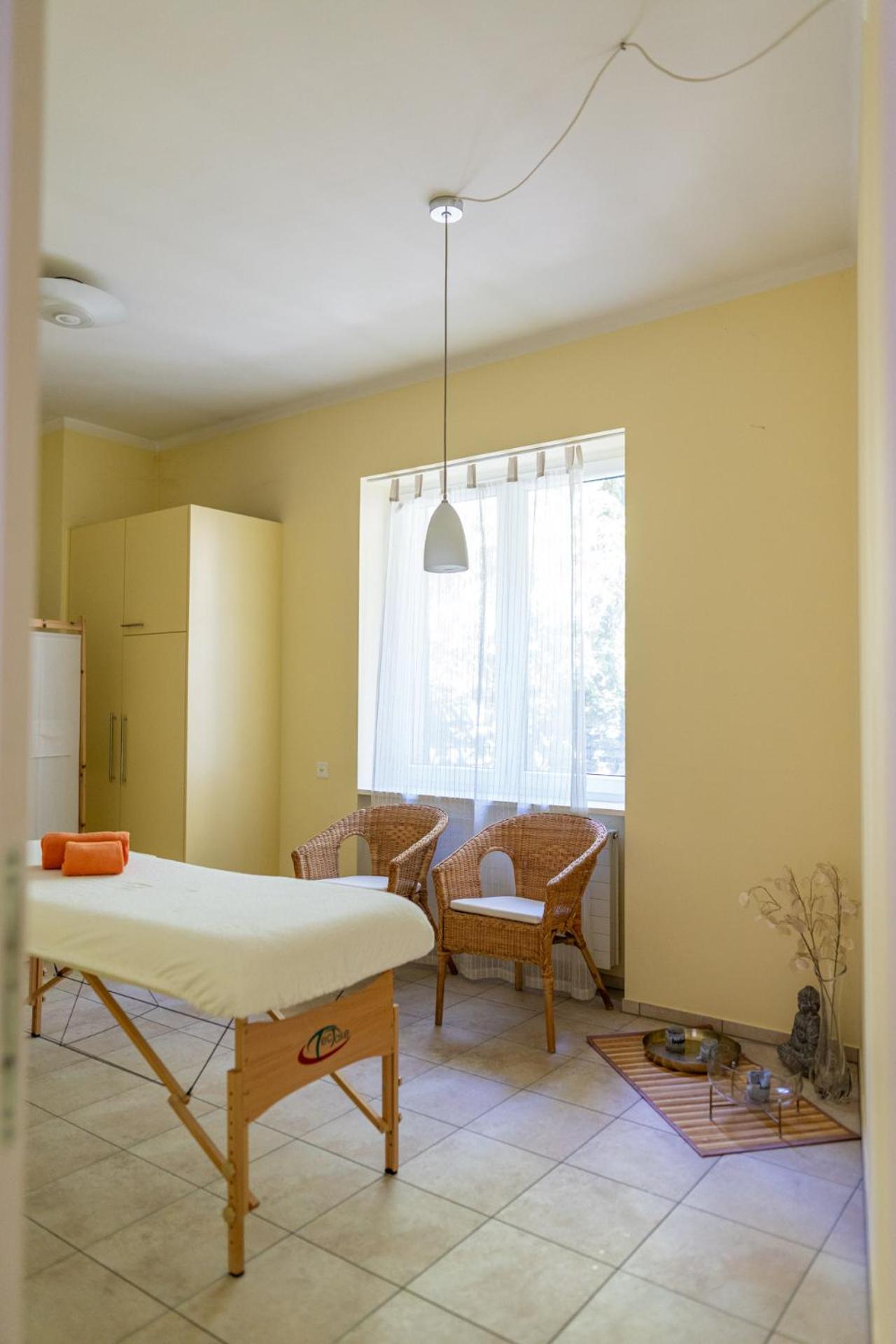 Suite Stays by Hotel La Perla