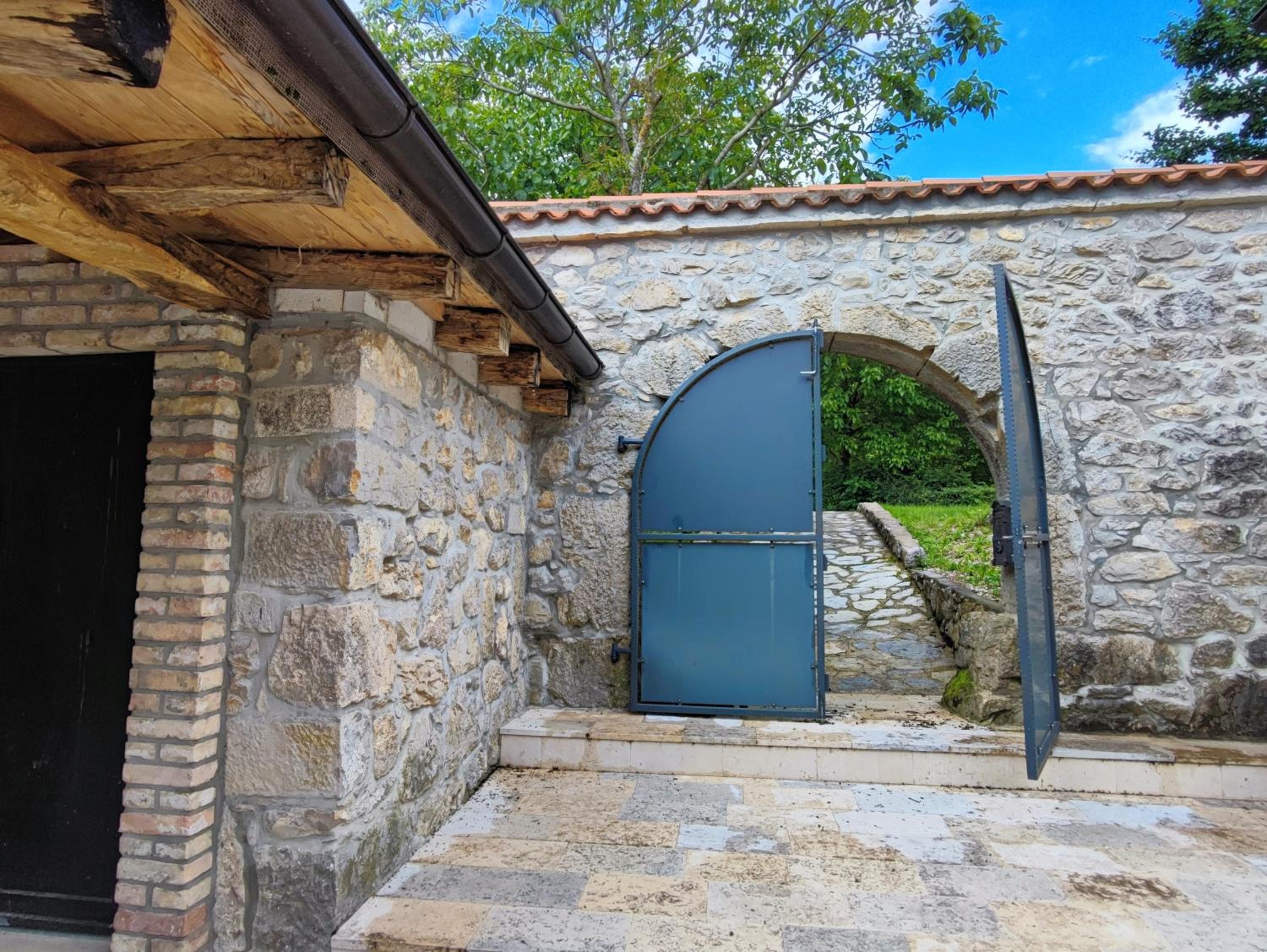 Villa Brgudac - private oasis with pool view 3