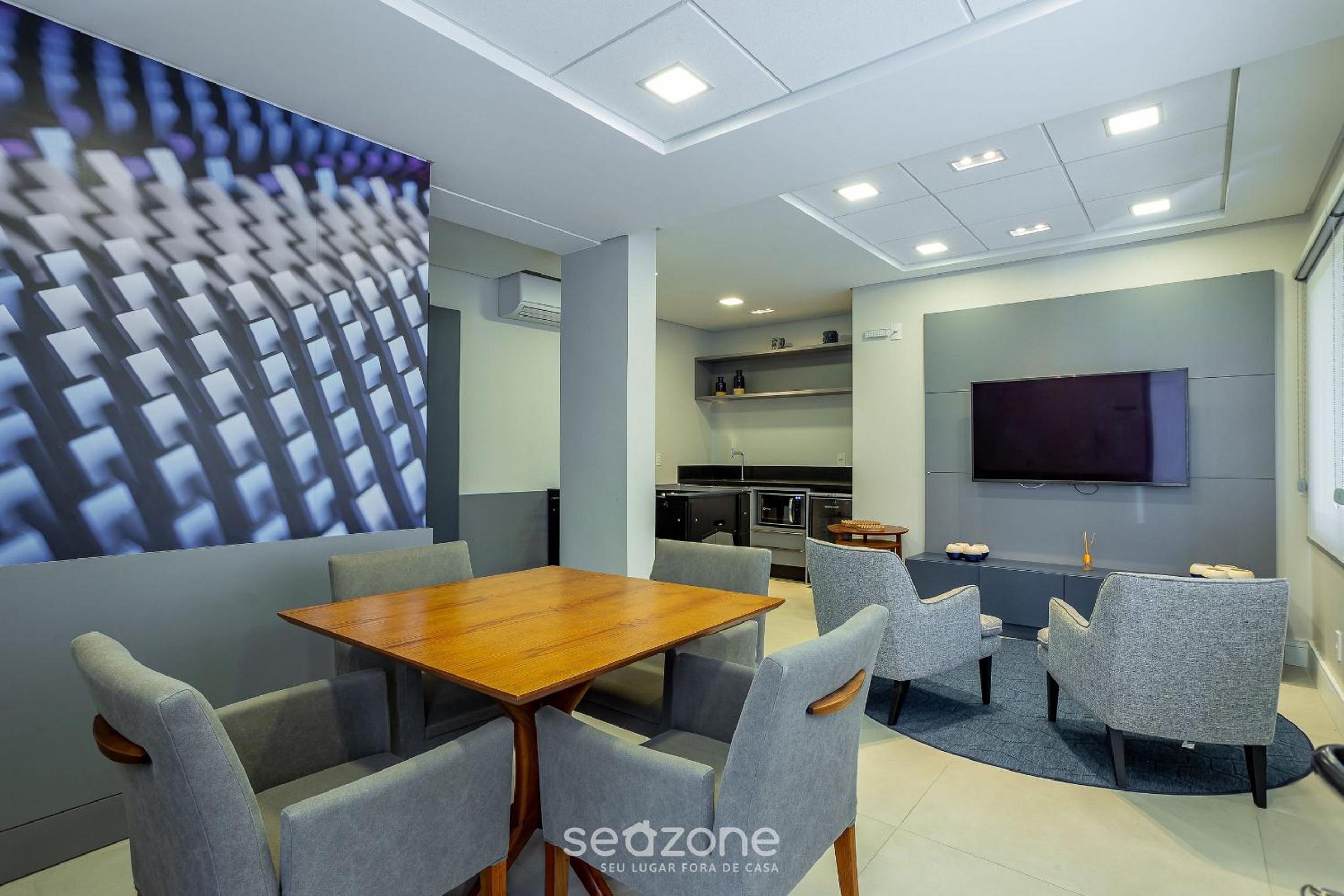 Apartments with pools 200m from the sea Floripa-SC ADC