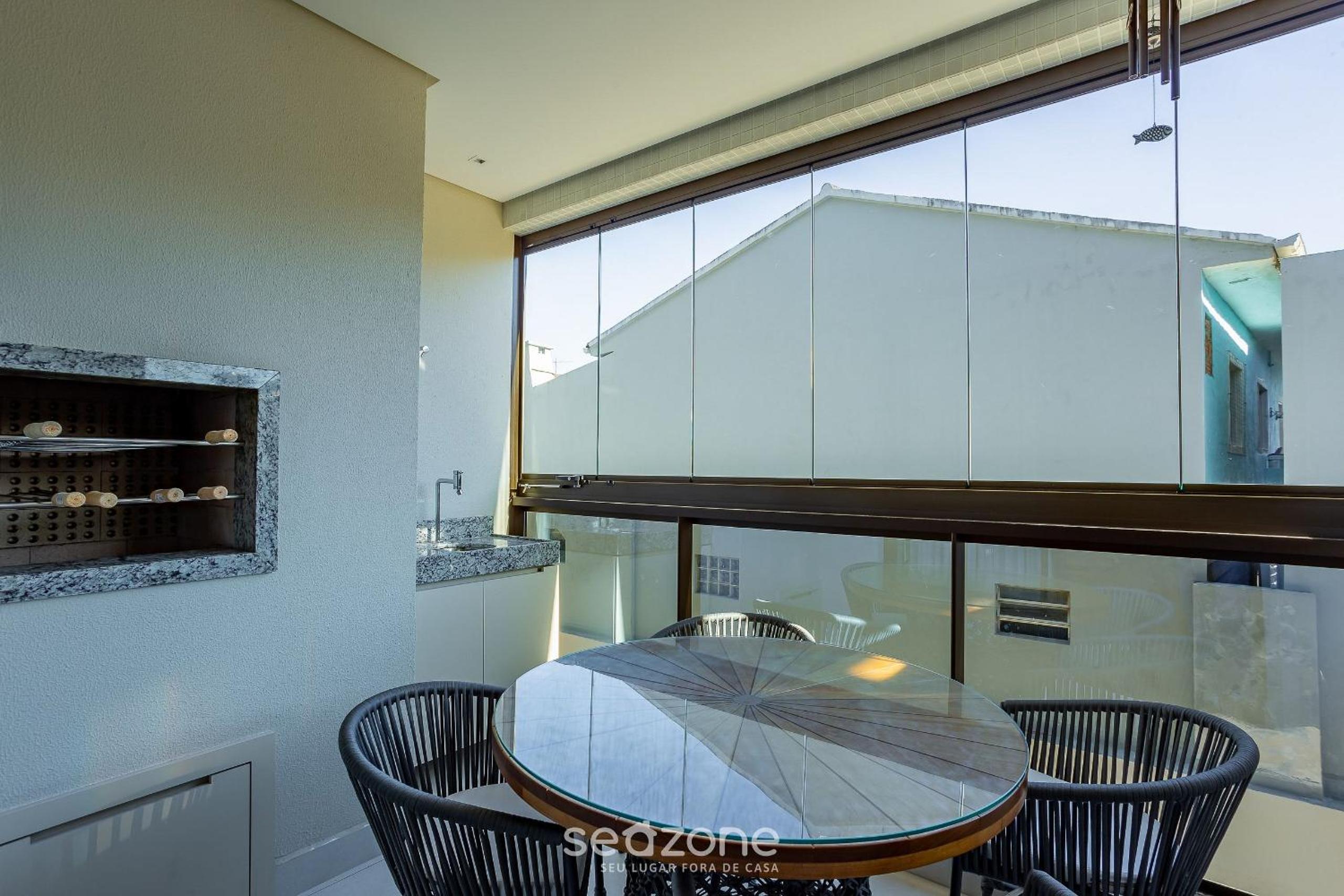 Apartments with pools 200m from the sea Floripa-SC ADC