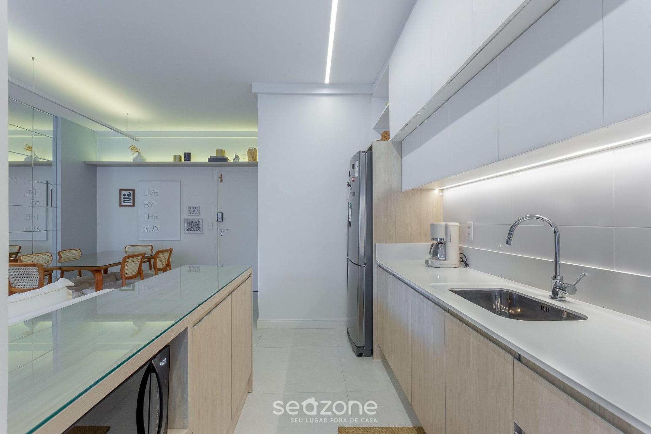 Apartments with pools 200m from the sea Floripa-SC ADC