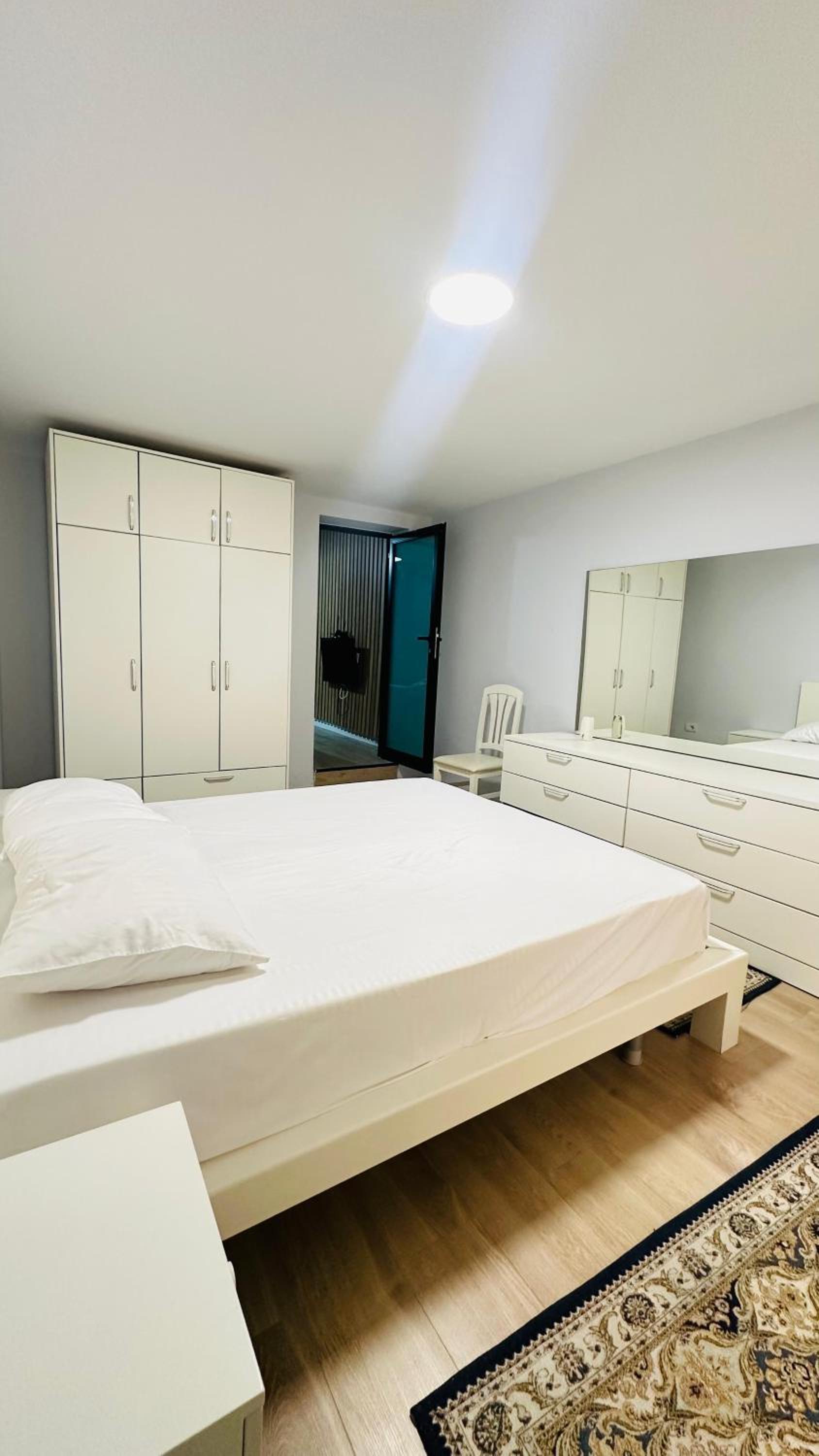 Central Apartment with Self Check-In
