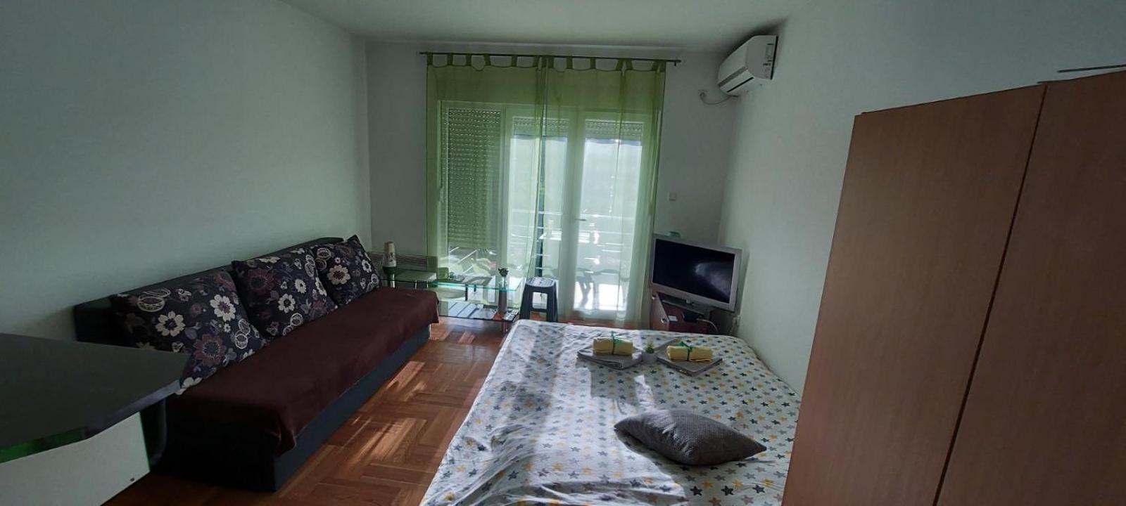 Apartman GRKOVIC & Free PARKING view 2