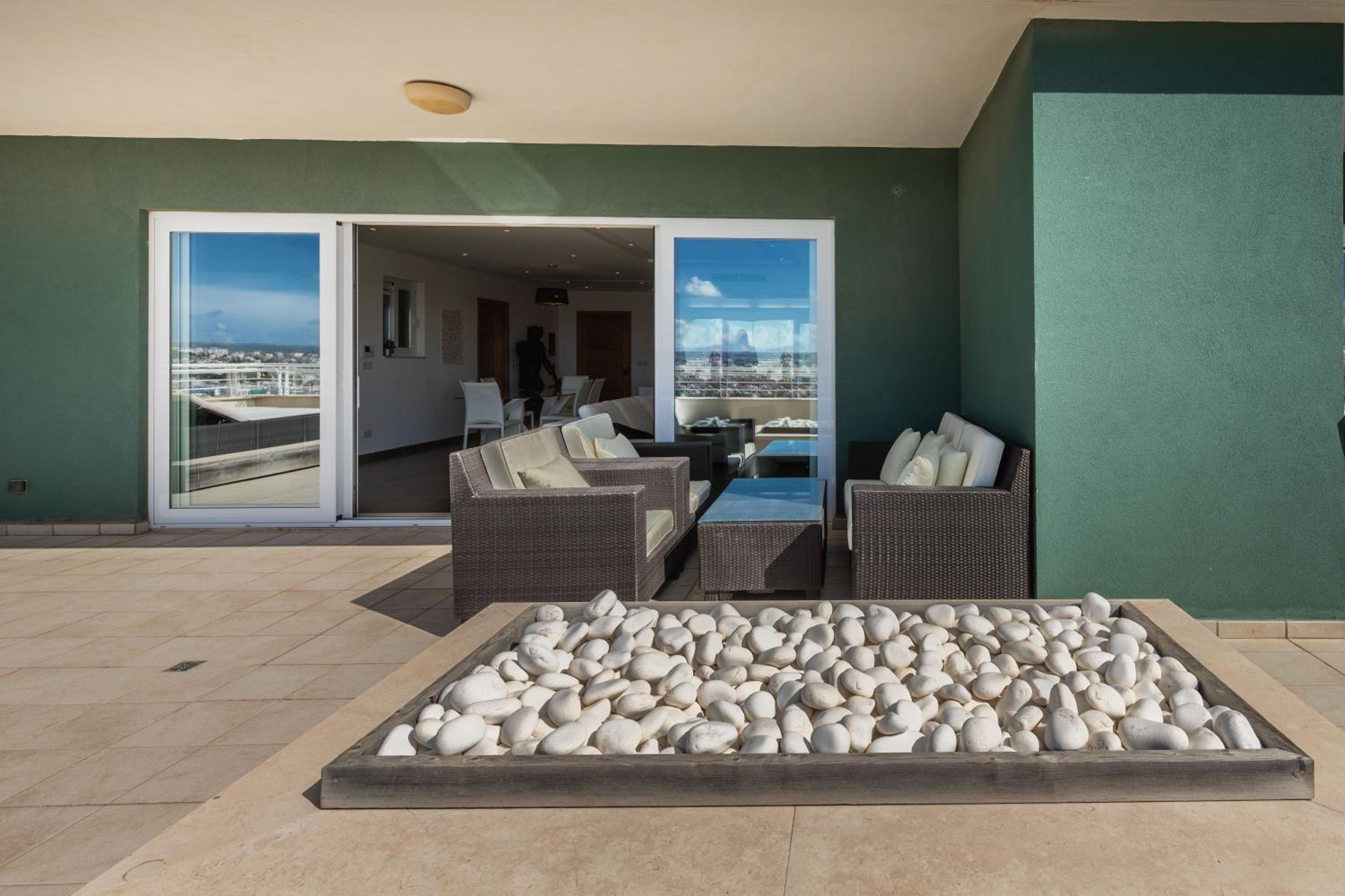 Malta - Best Panoramic Penthouse