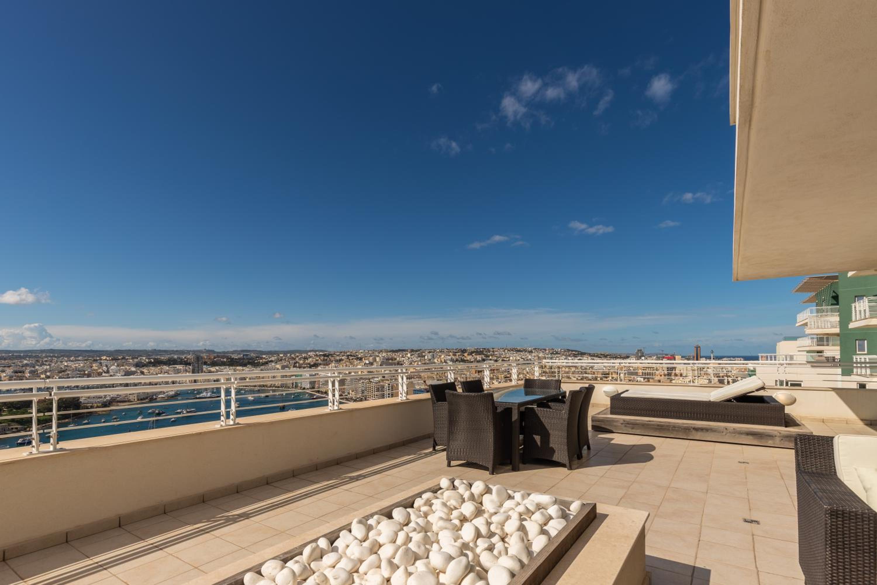Malta - Best Panoramic Penthouse