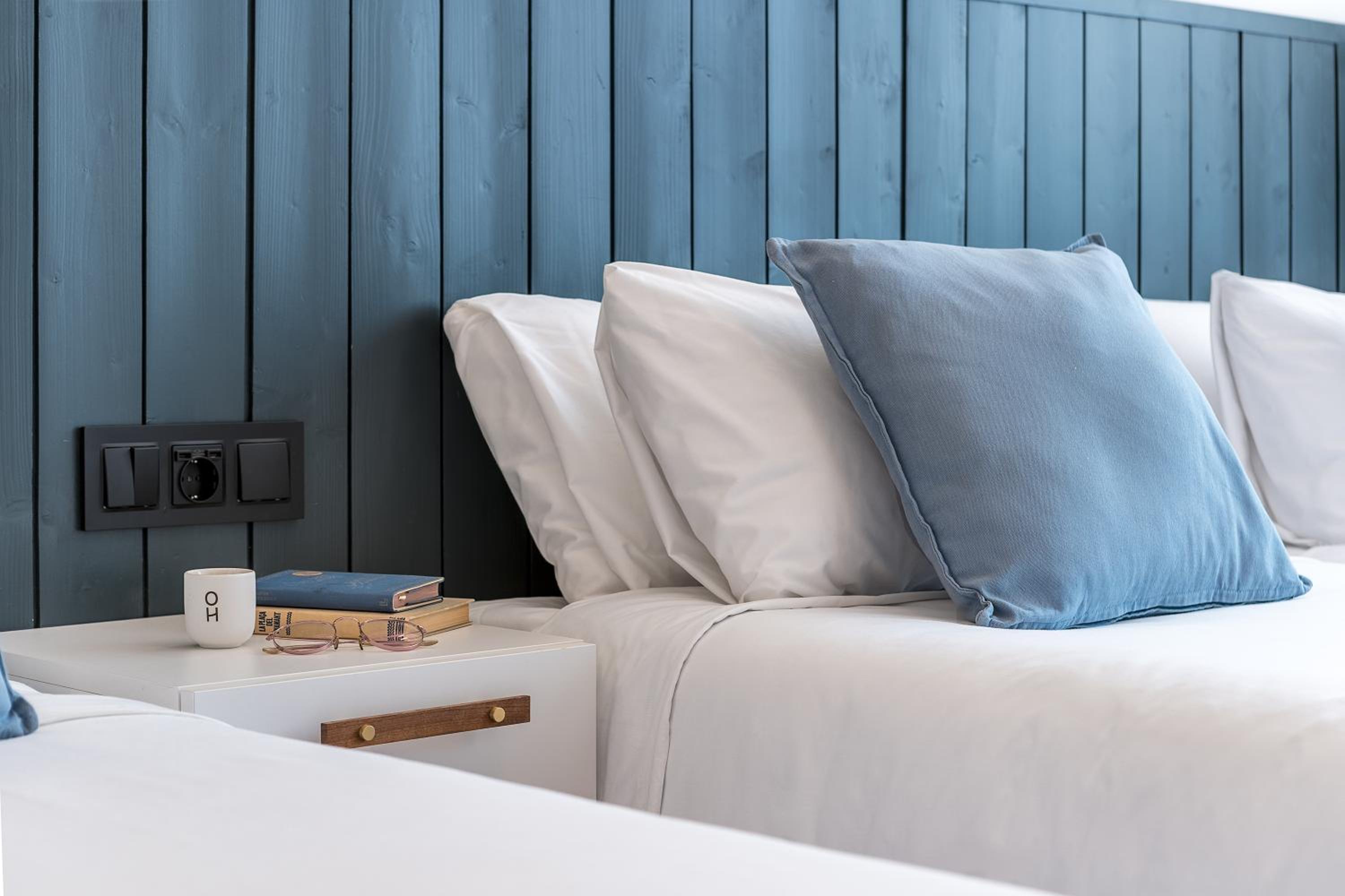 Granada Suites by Olala Homes