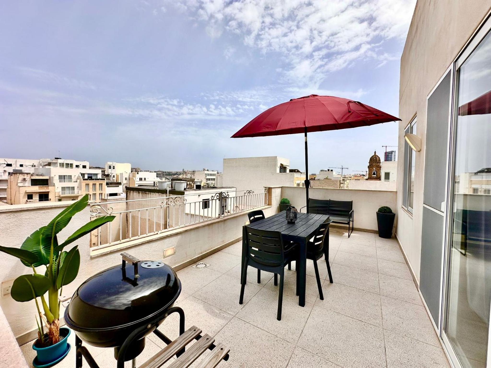Lovely retreat off the sea front