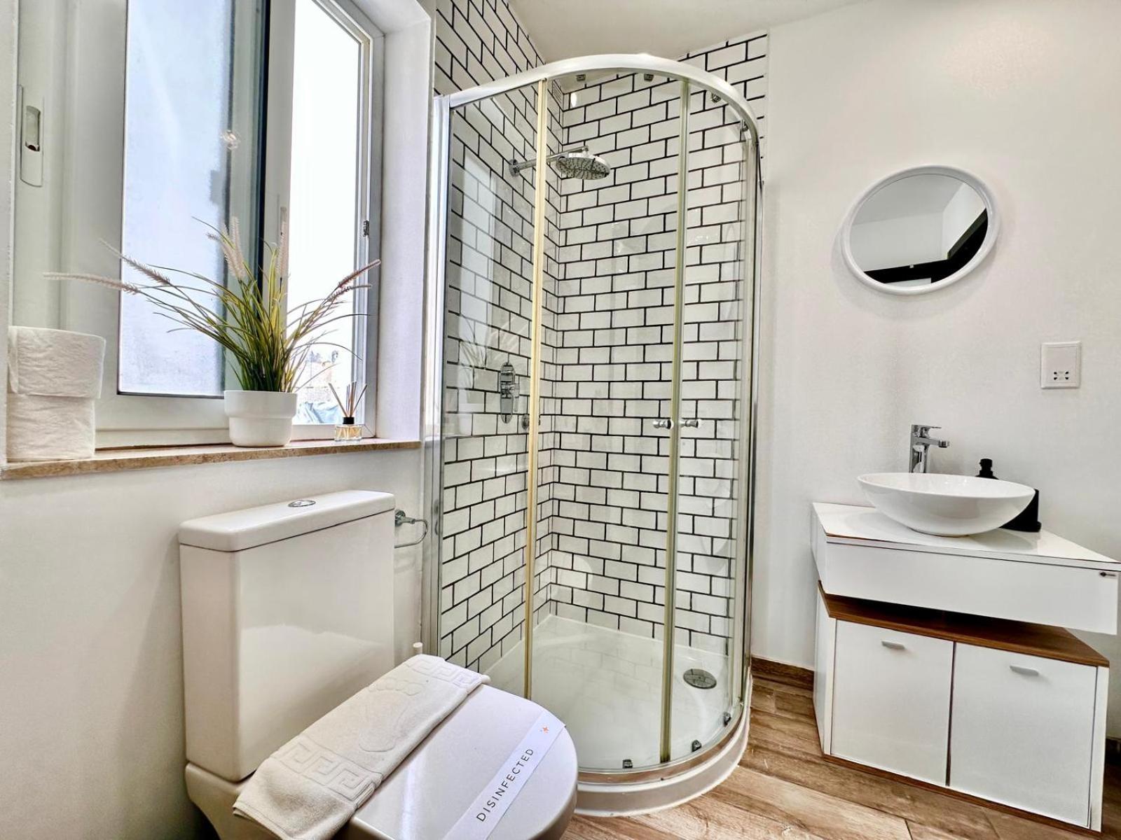 Lovely retreat off the sea front