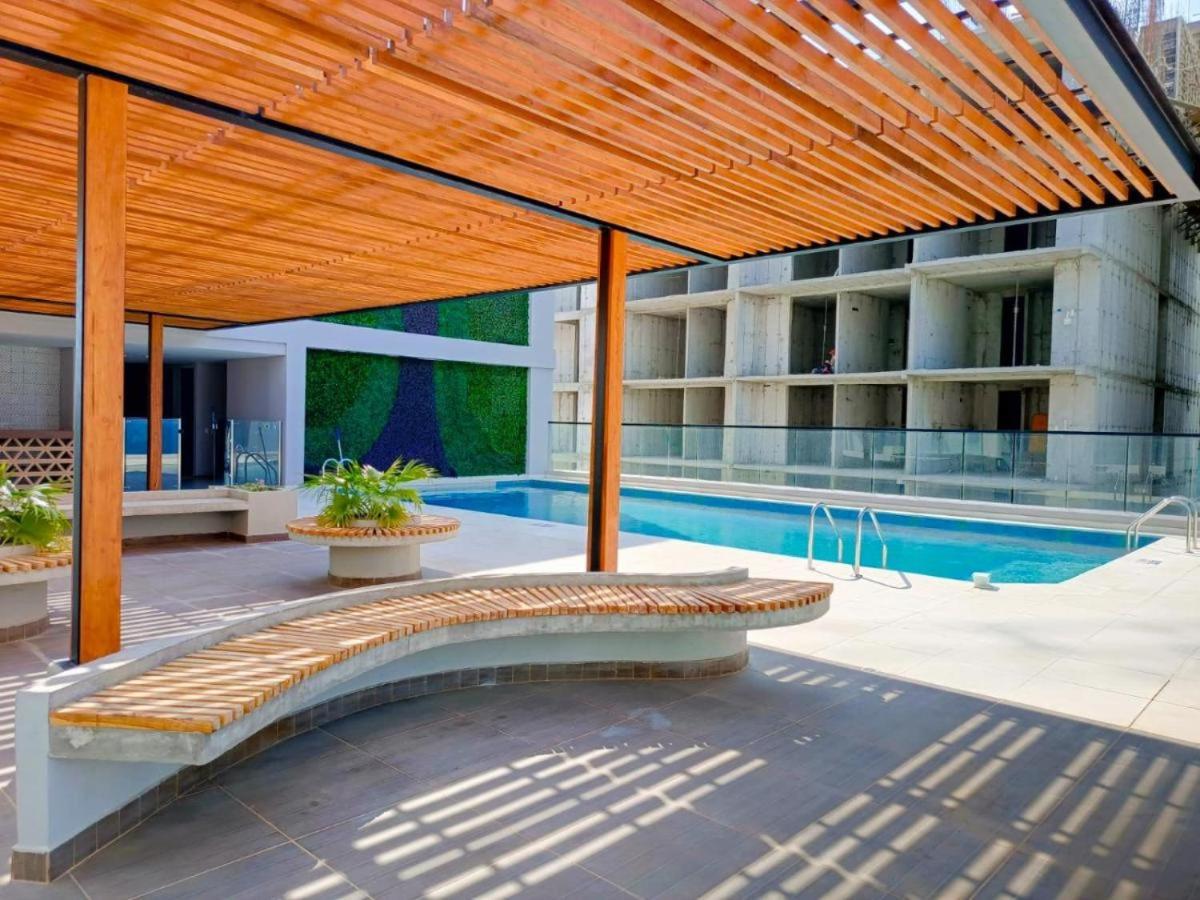Magico Apartamento con Piscina 2 Habitaciones SM73