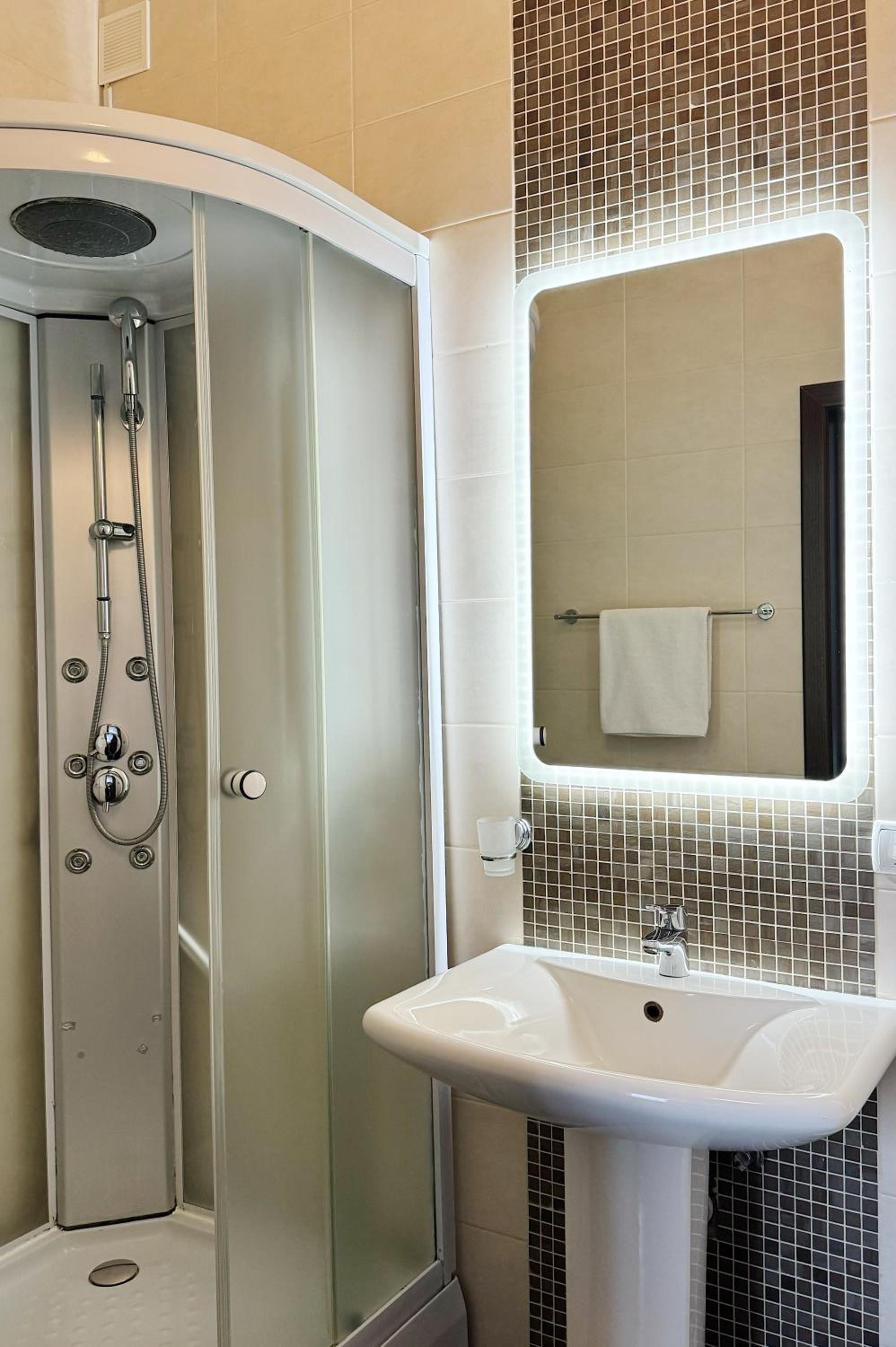 Photo 40