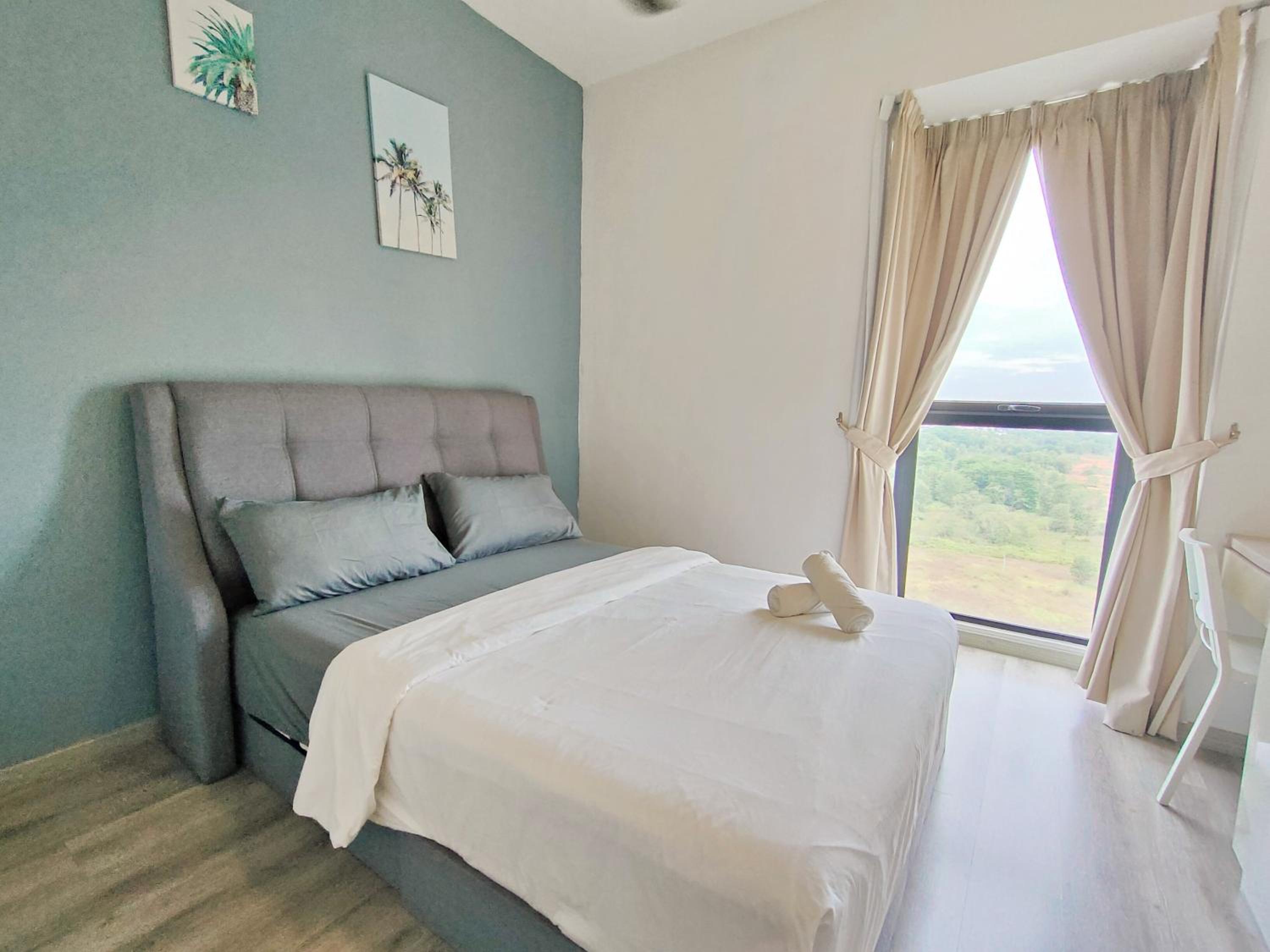 Southkey Mosaic by Maco Home at Midvalley