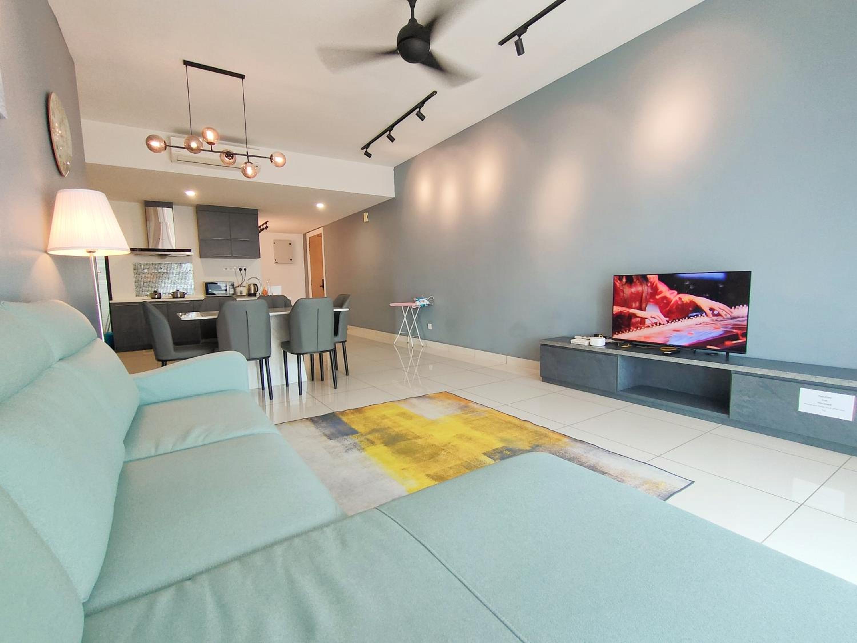 Southkey Mosaic by Maco Home at Midvalley