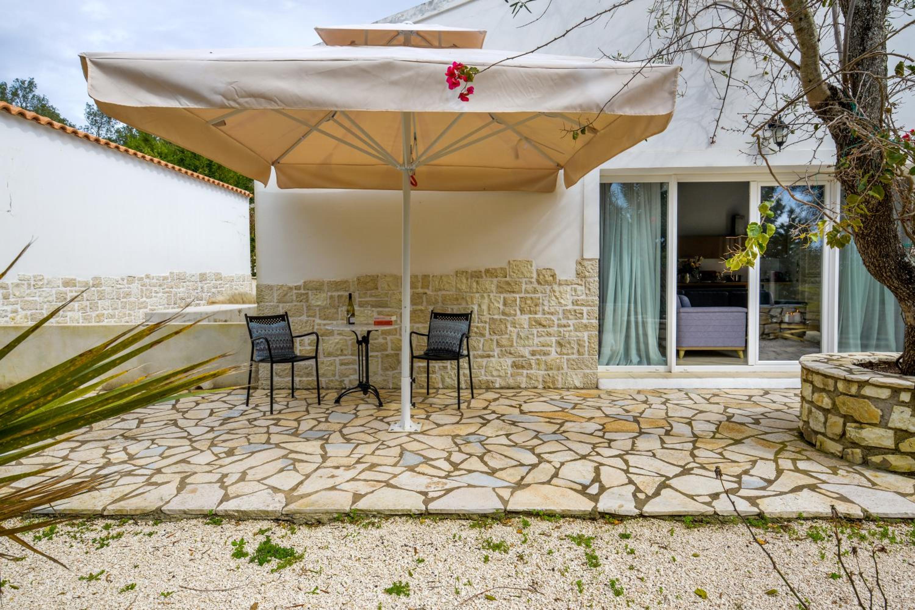 Hotel Forest Villas Paxos - Image 1