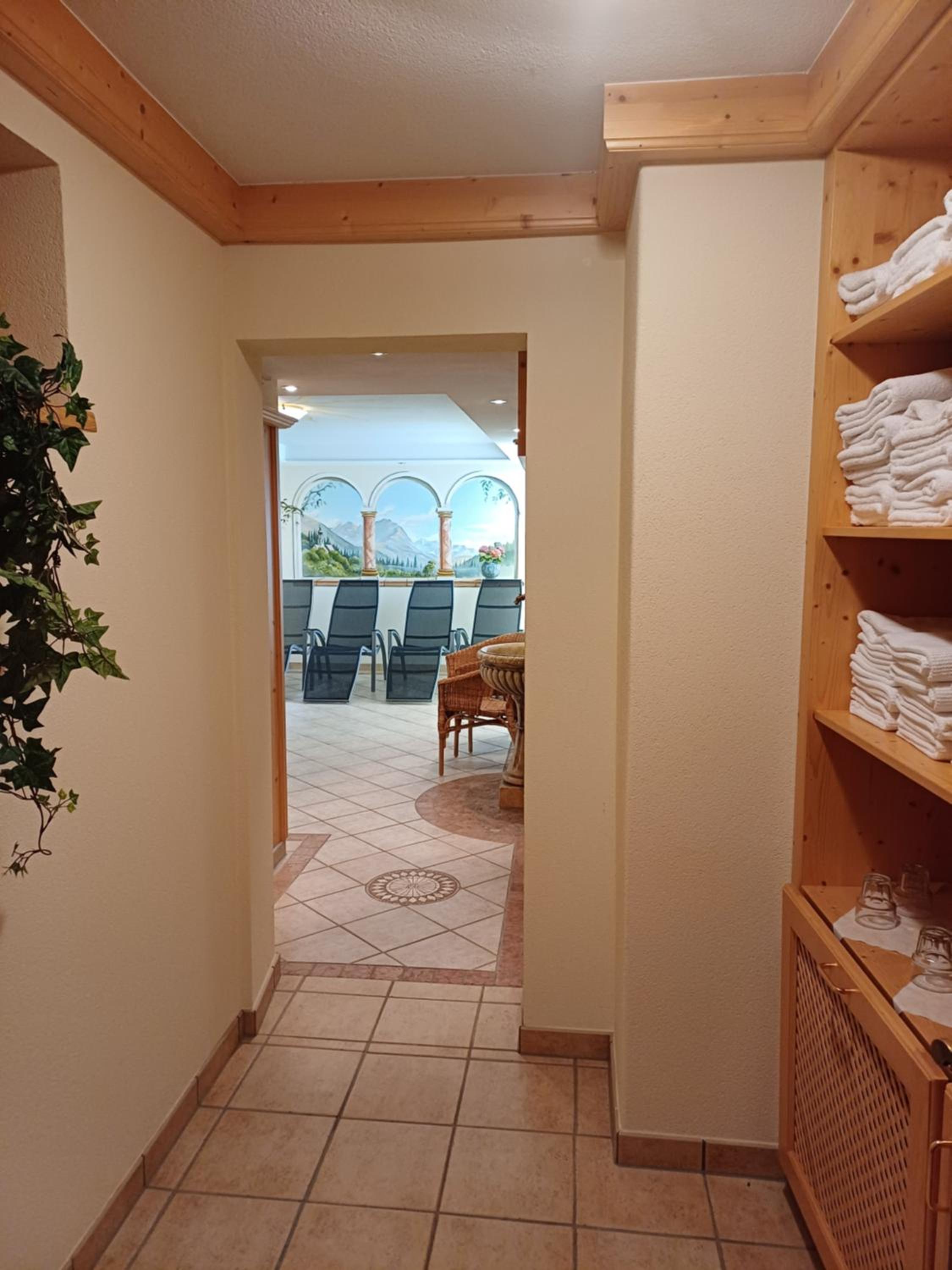 Photo 43