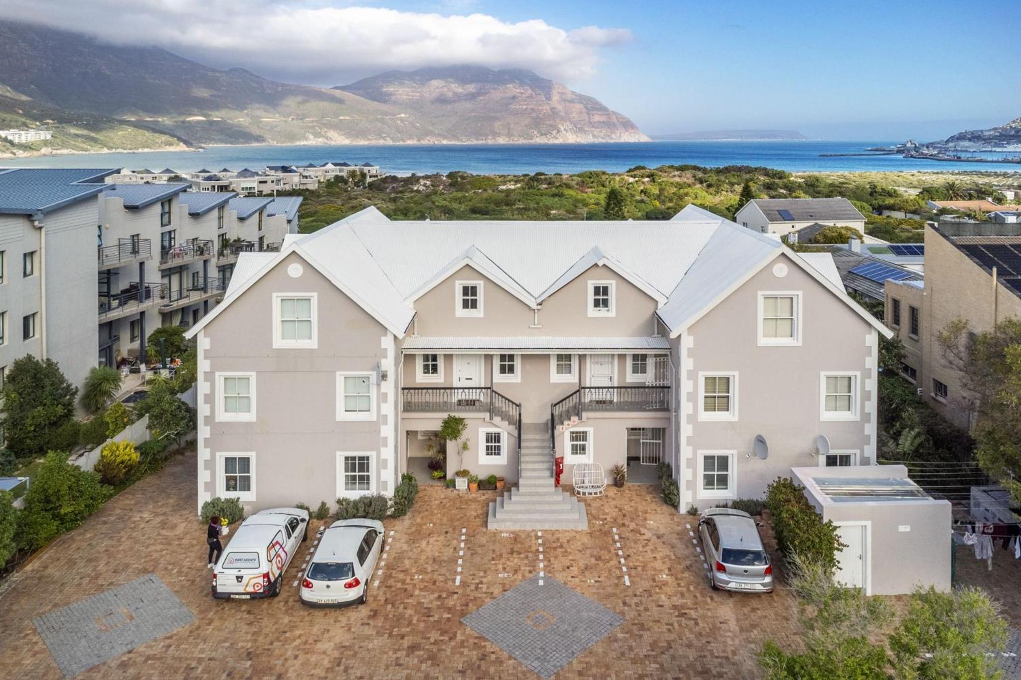 Summerville 20 by Host Agents view 4